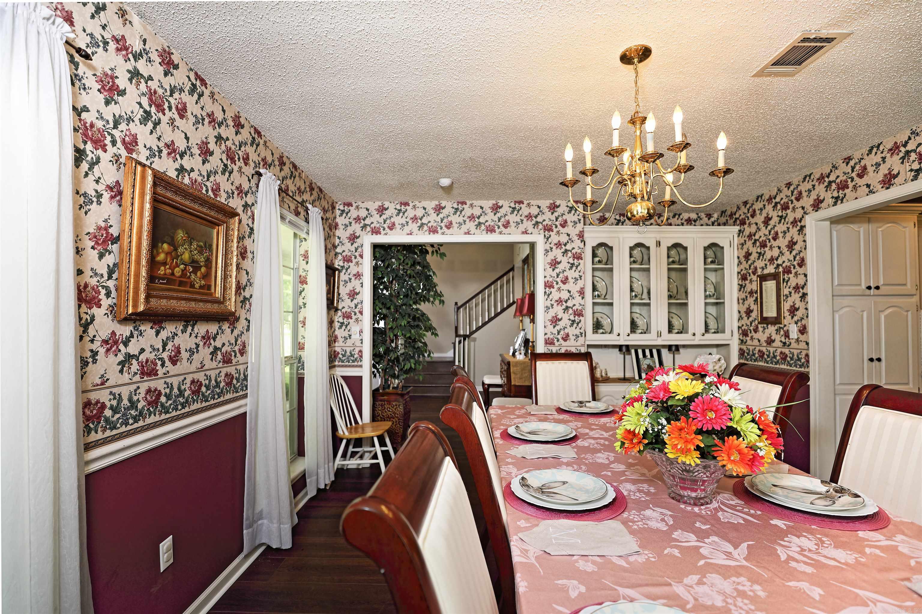 COUNTRY VILLAGE ESTATES - Residential