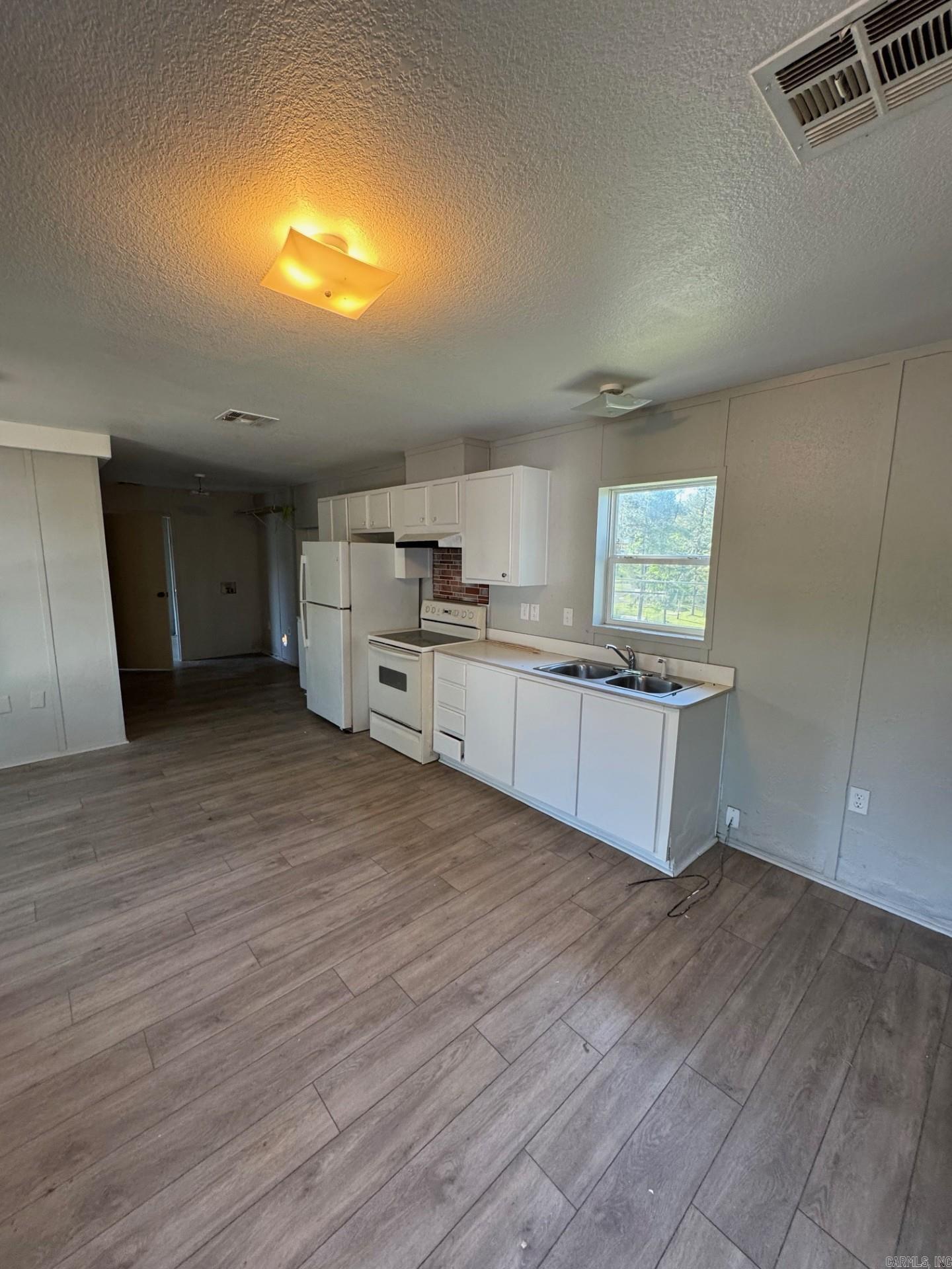 Houser-Bandy - Residential Income