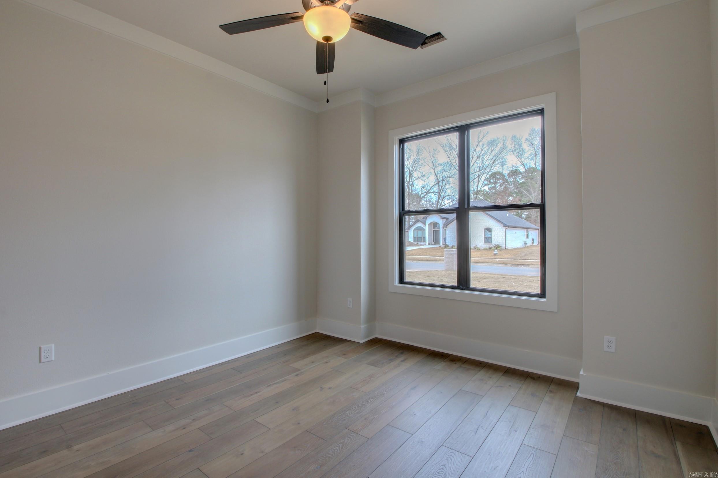 COUNTRY CLUB OF ARK THE - Residential