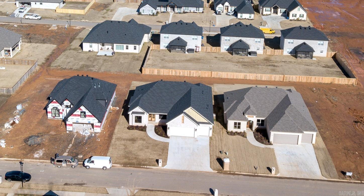 COUNTRY CLUB OF ARK THE - Residential