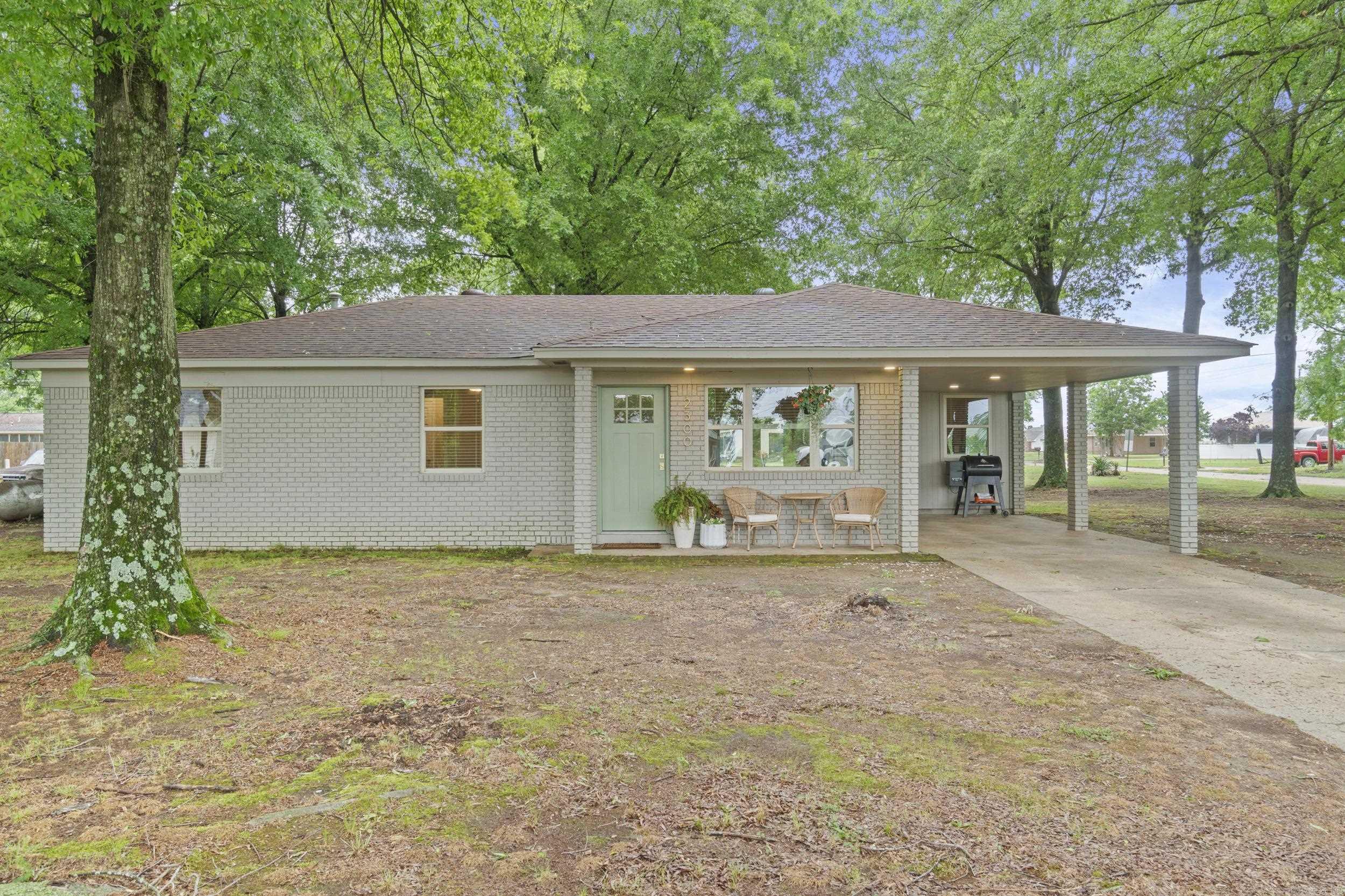 JIMMY RAY - Residential