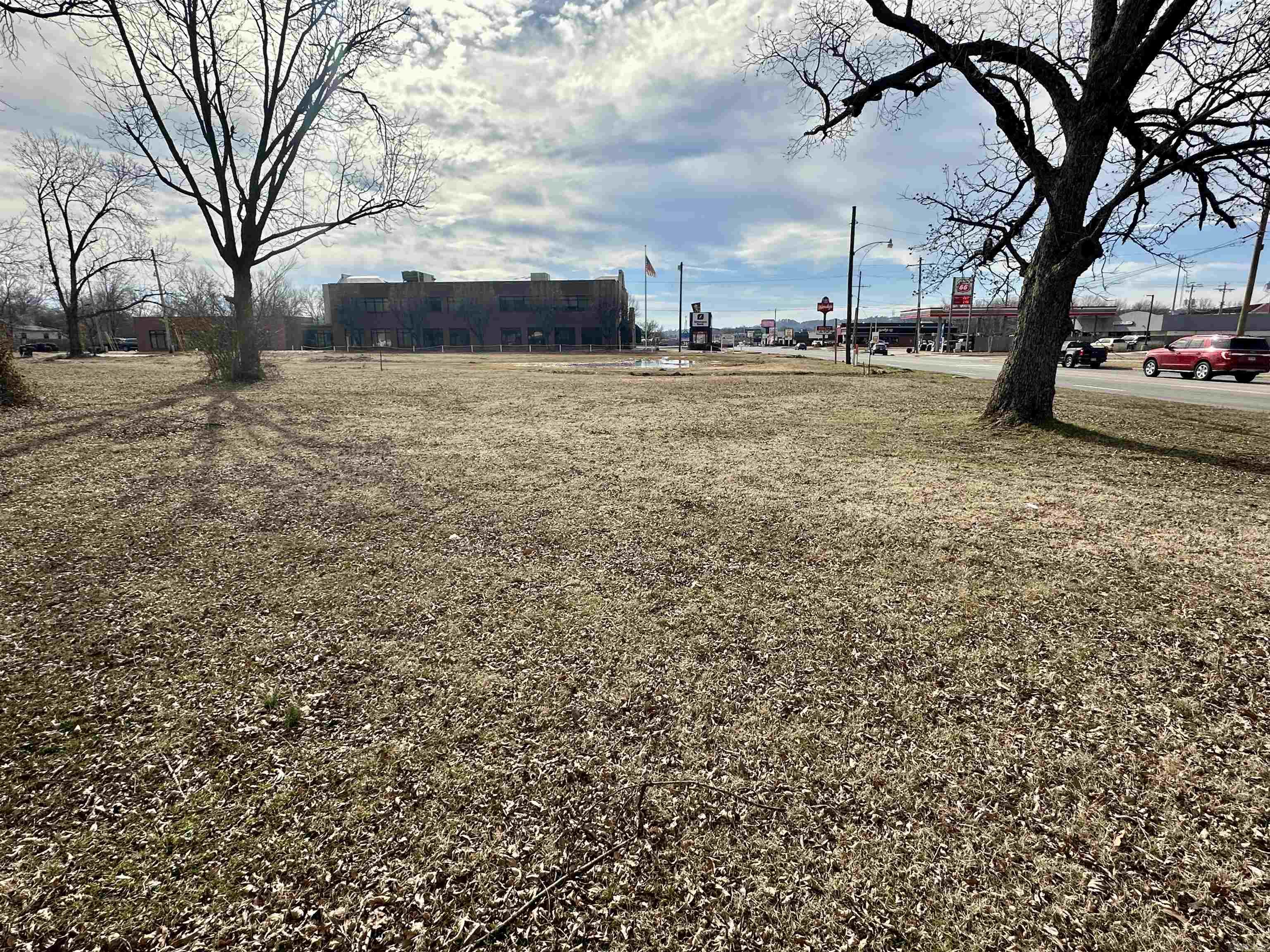 SHADY GROVE ADDN - Commercial Sale