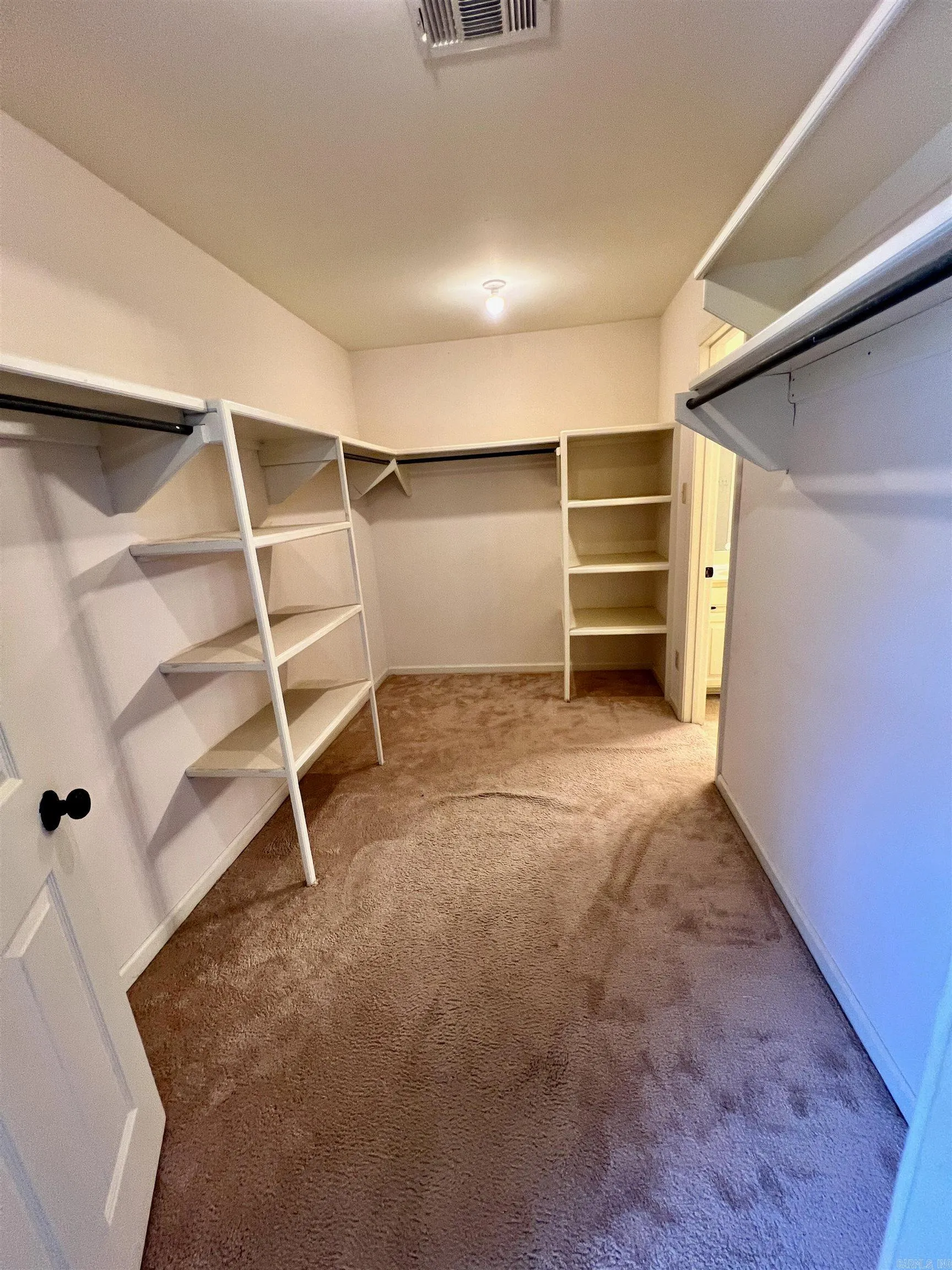 Little Rock, Arkansas 72211, United States, 5 Bedrooms Bedrooms, ,4 BathroomsBathrooms,Residential,Active,176763