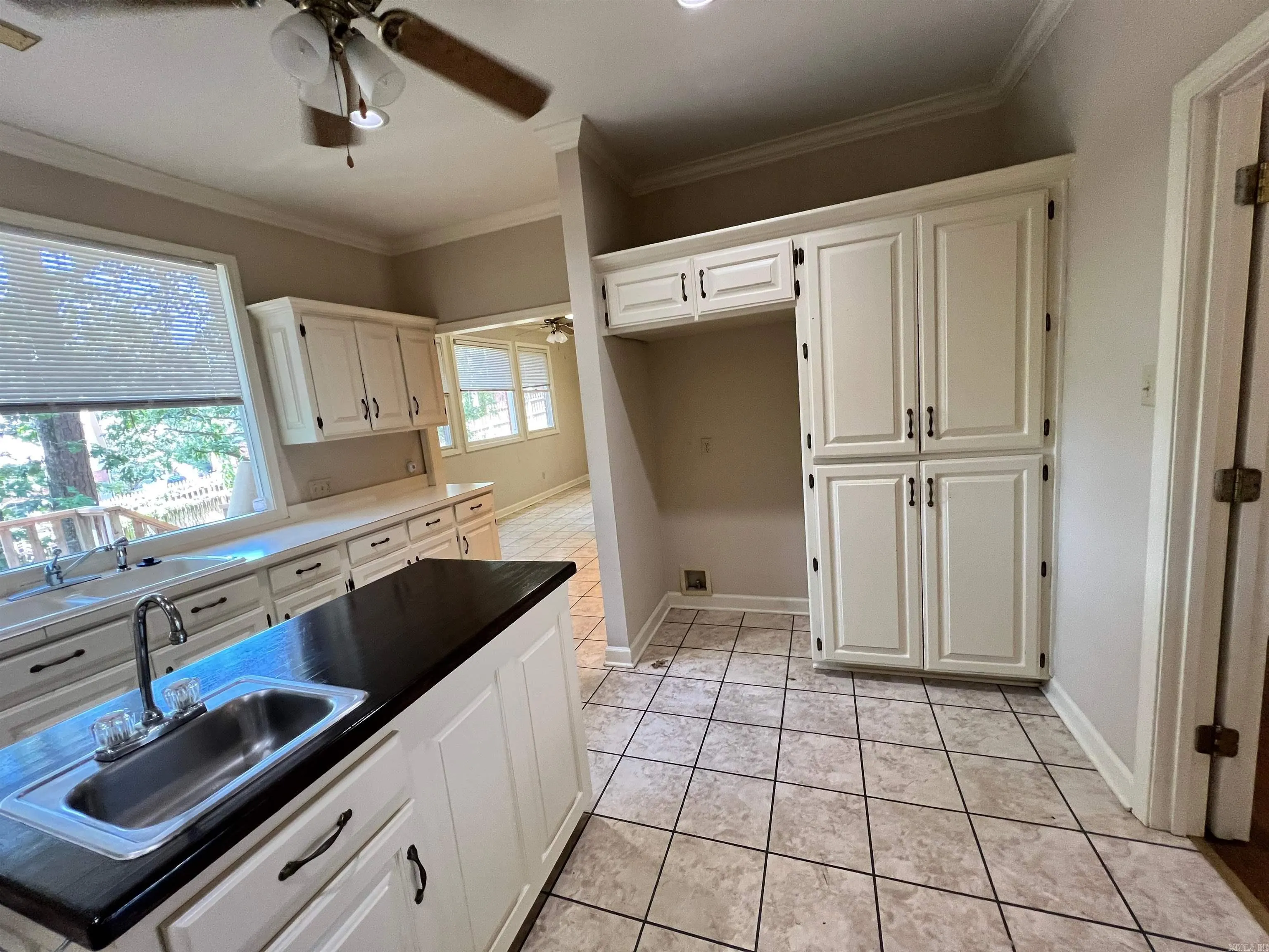 Little Rock, Arkansas 72211, United States, 5 Bedrooms Bedrooms, ,4 BathroomsBathrooms,Residential,Active,176763