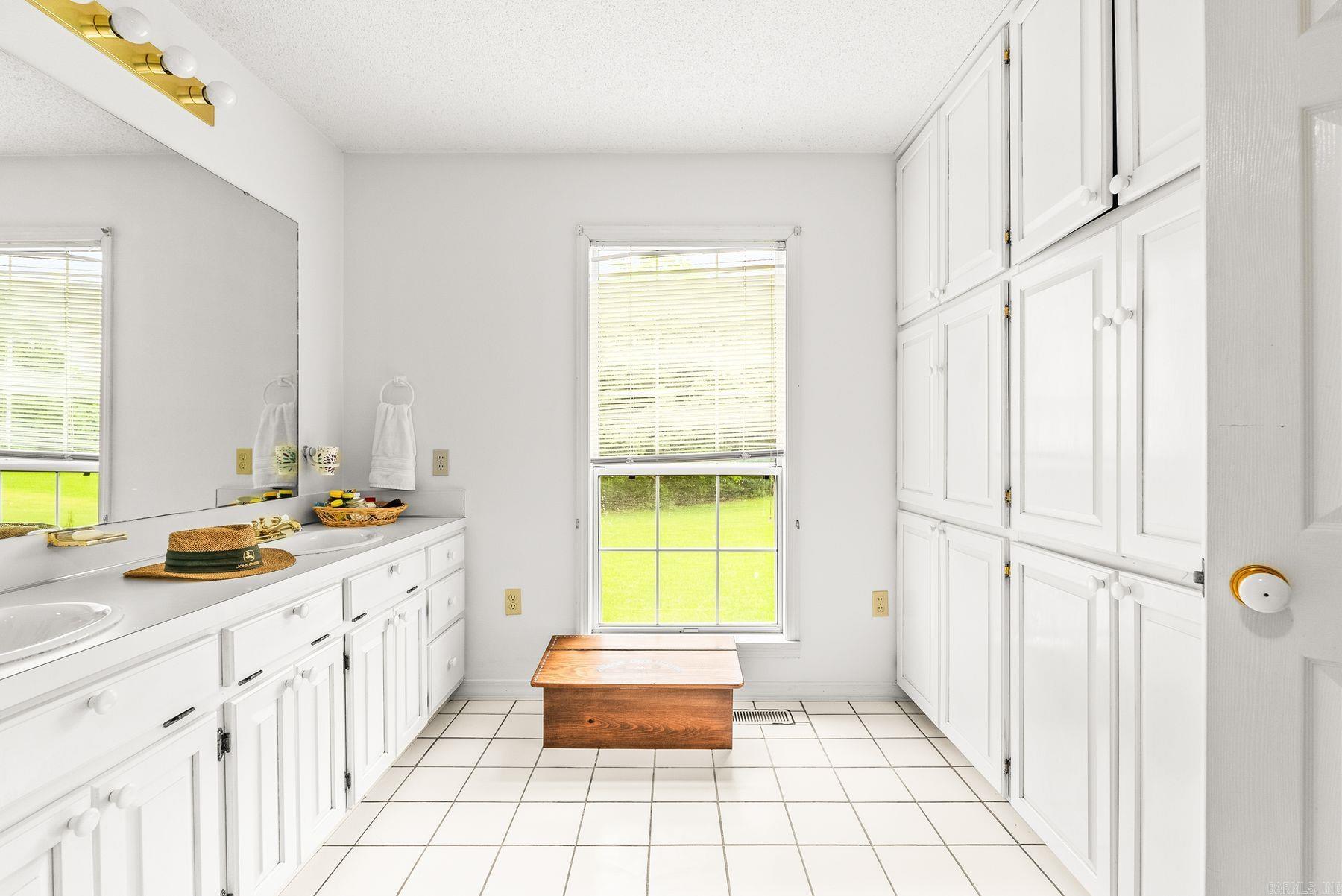 WOODIEL ACRES - Residential