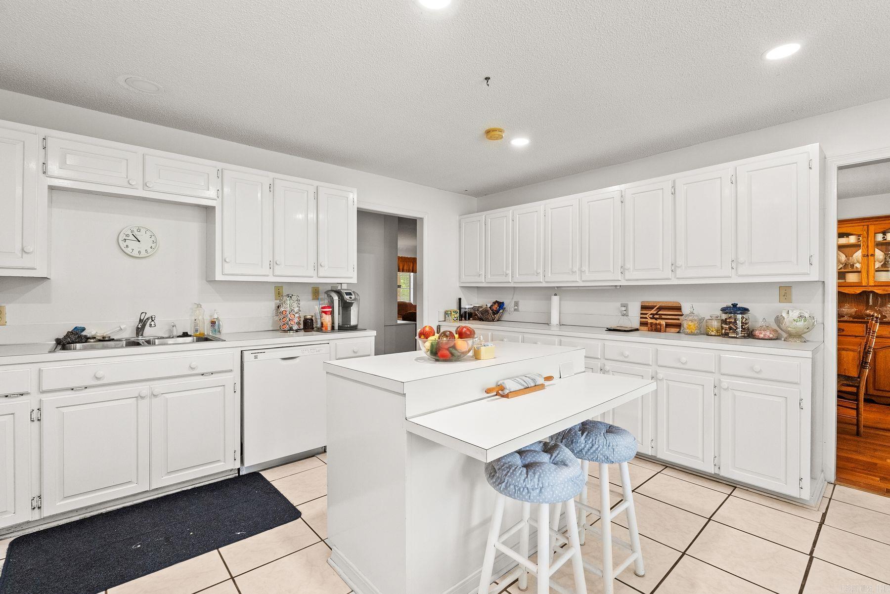 WOODIEL ACRES - Residential