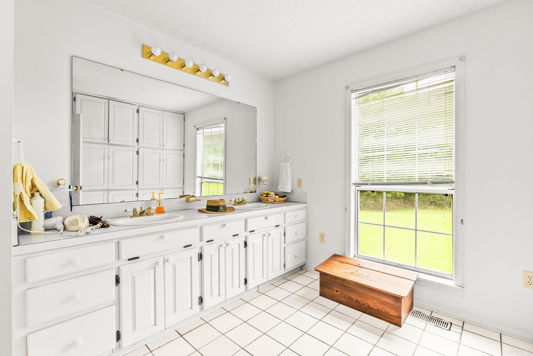 WOODIEL ACRES - Residential