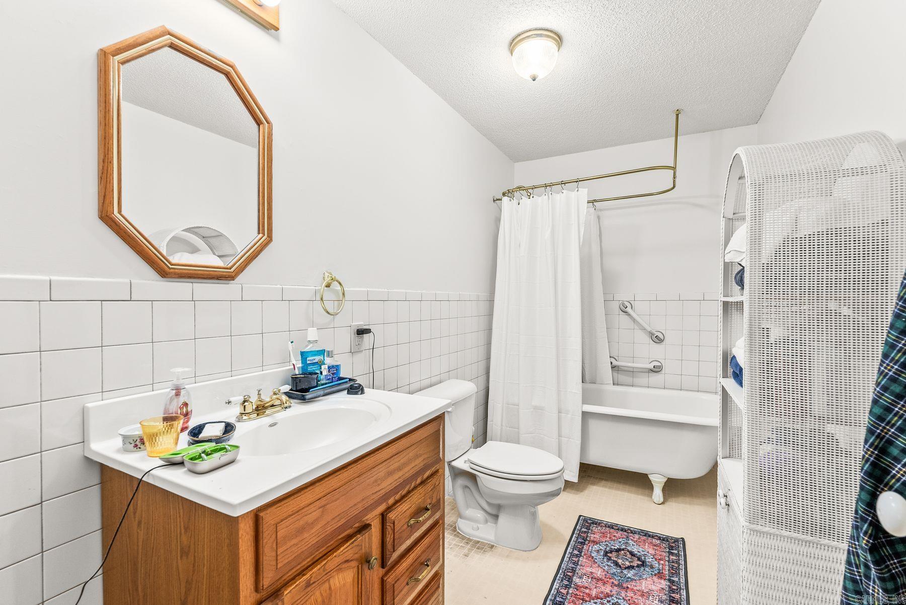 WOODIEL ACRES - Residential