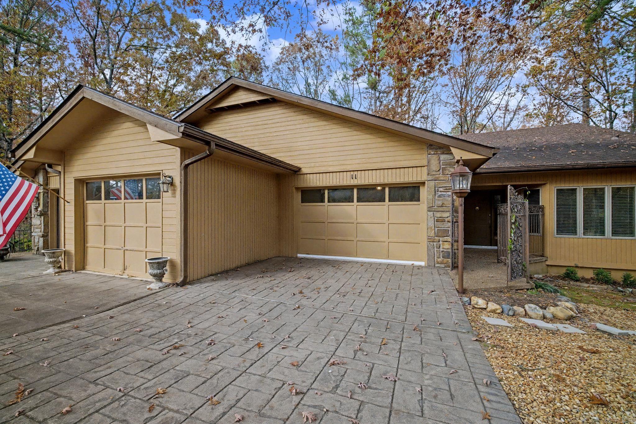 Villa Alegre - Residential