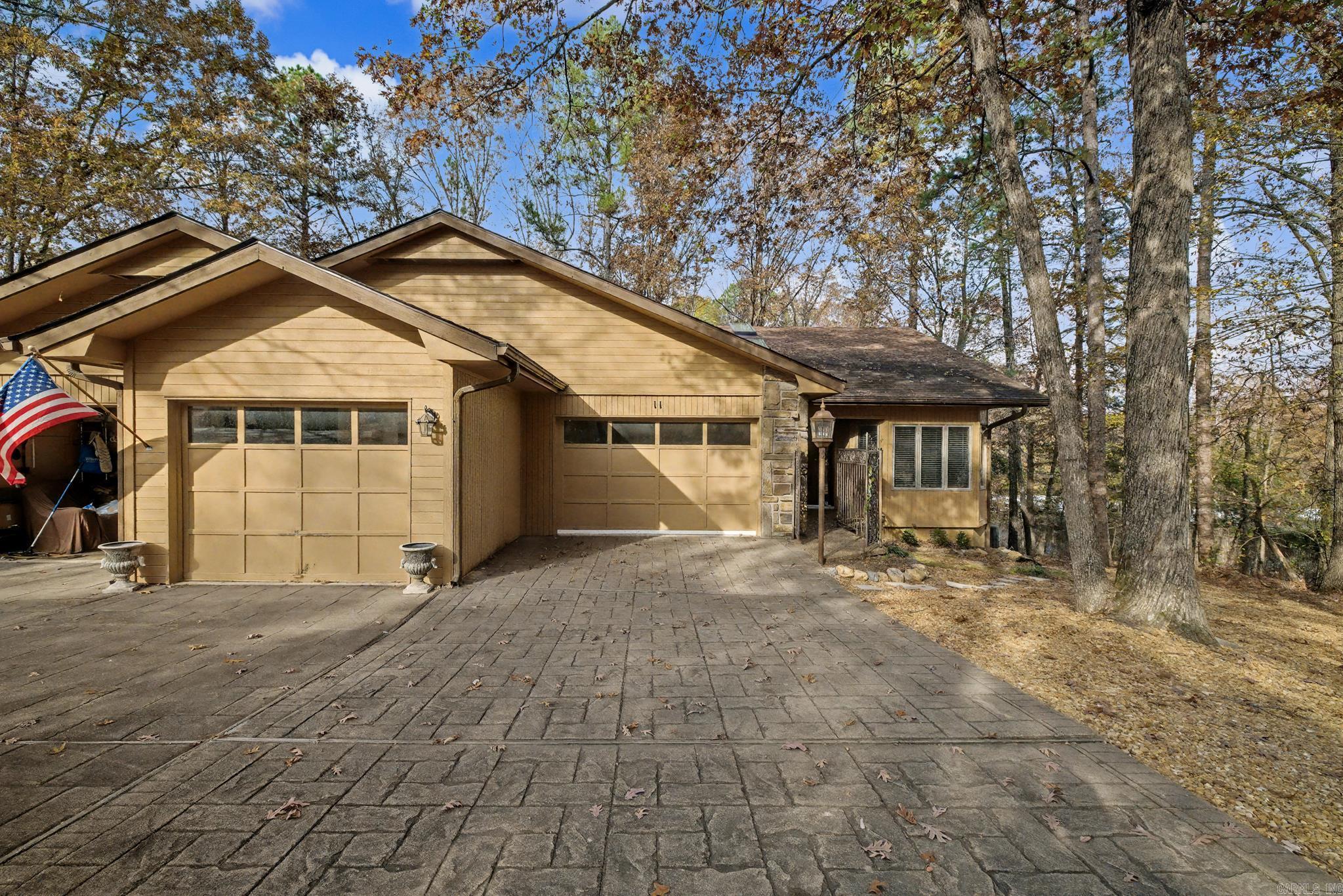 Villa Alegre - Residential