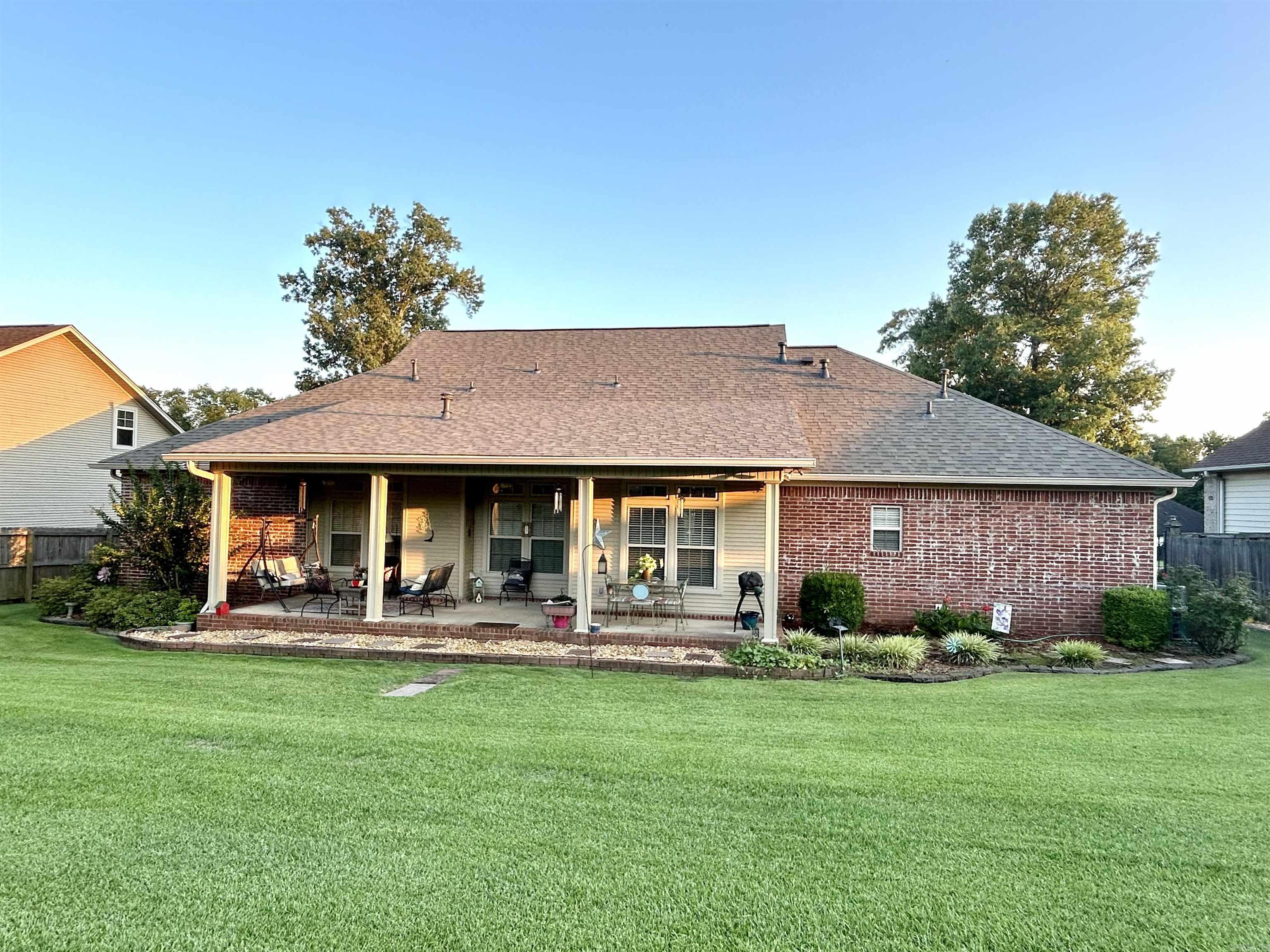 WELLINGTON POINTE ANNEX - Residential