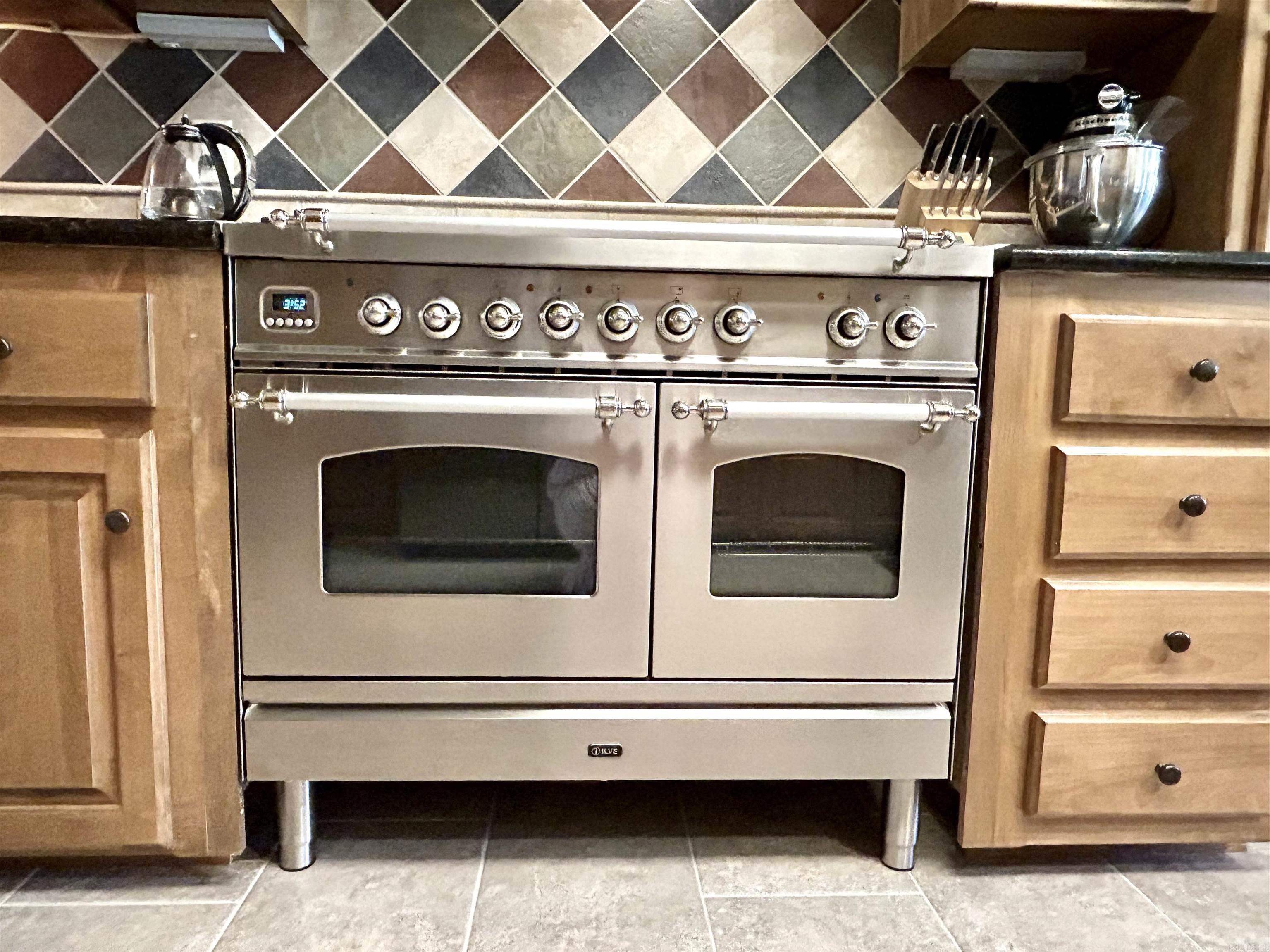 WELLINGTON POINTE ANNEX - Residential