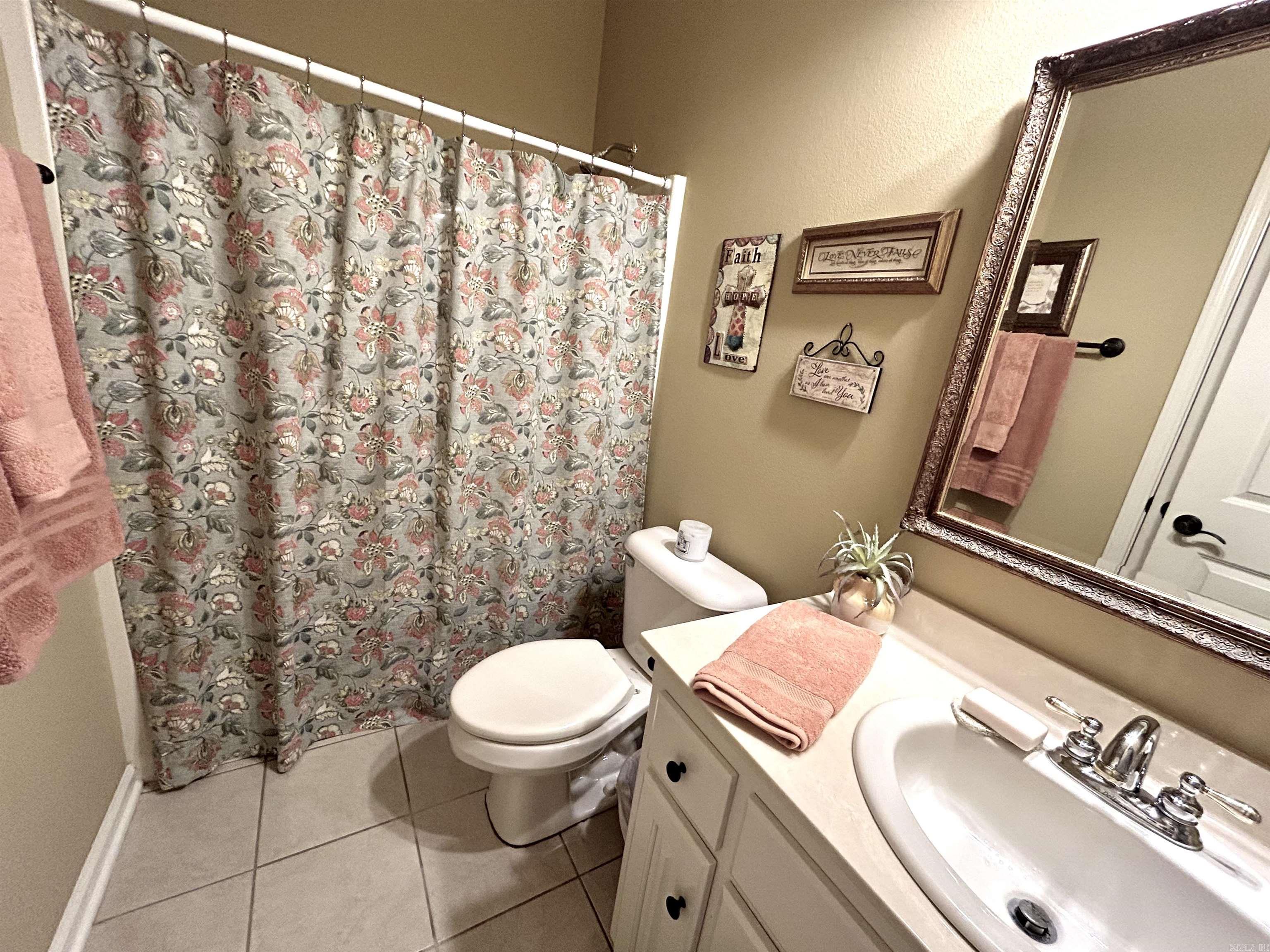 WELLINGTON POINTE ANNEX - Residential