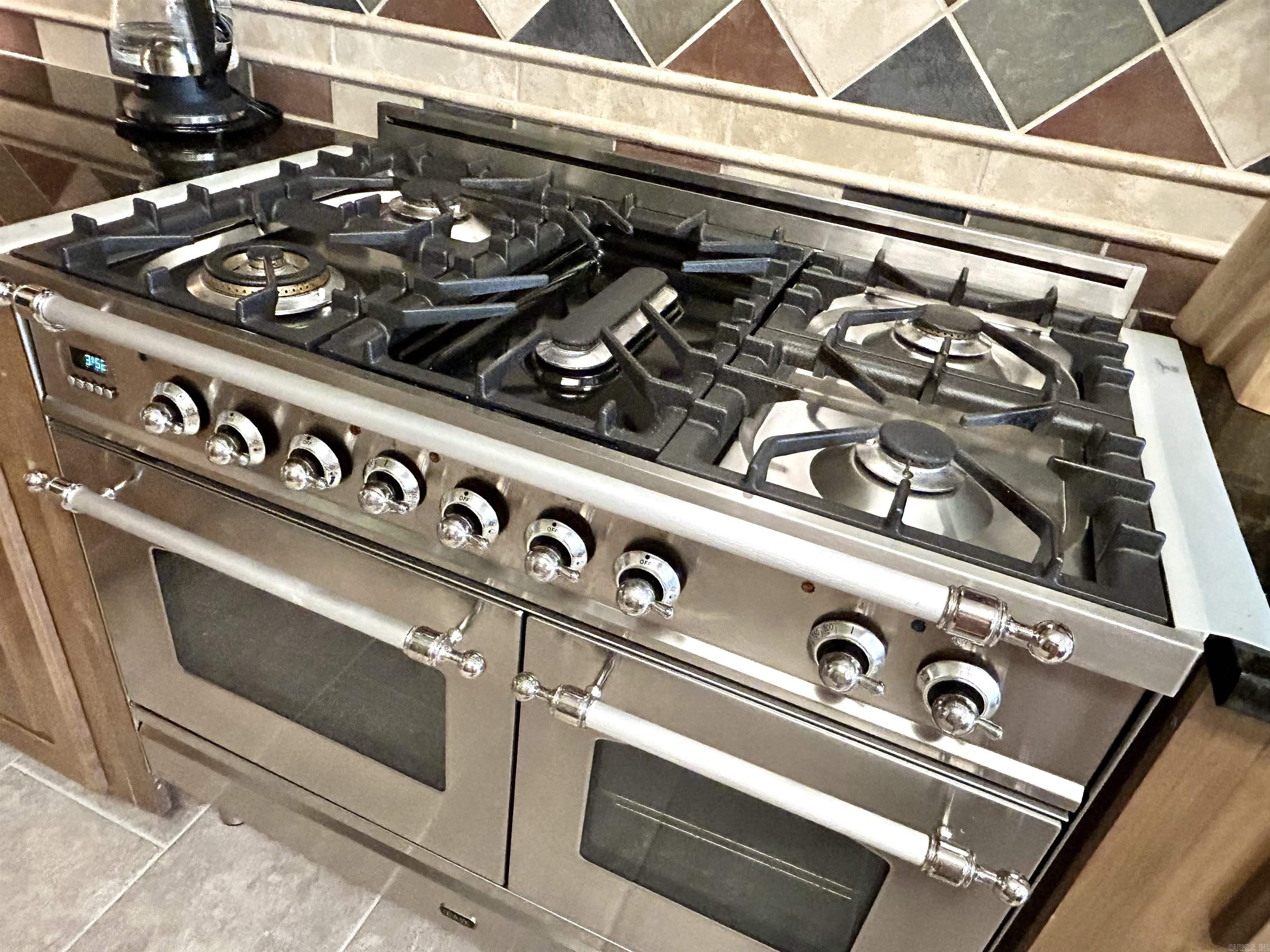 WELLINGTON POINTE ANNEX - Residential