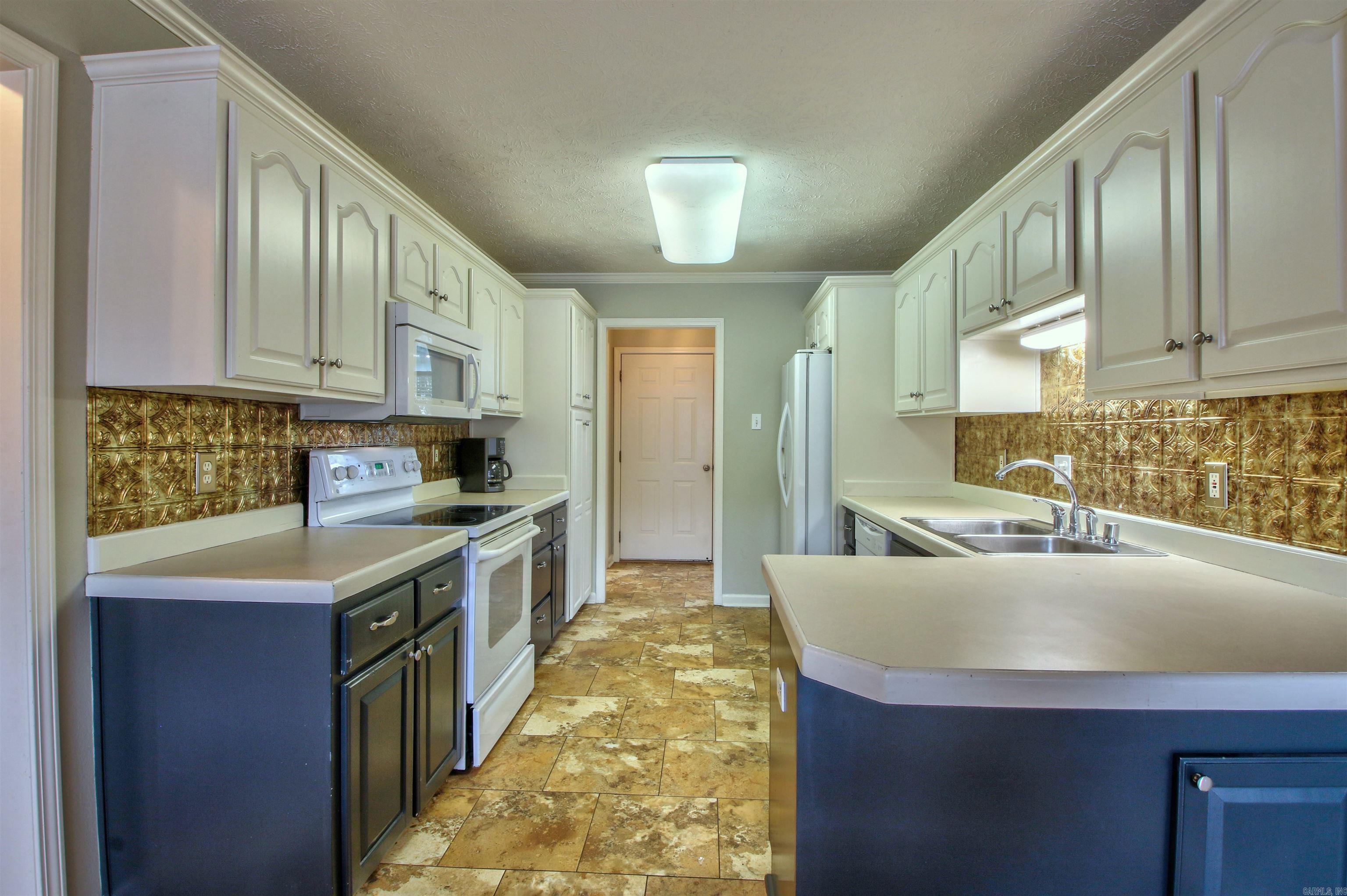 VINEYARD SUB PH I - Residential