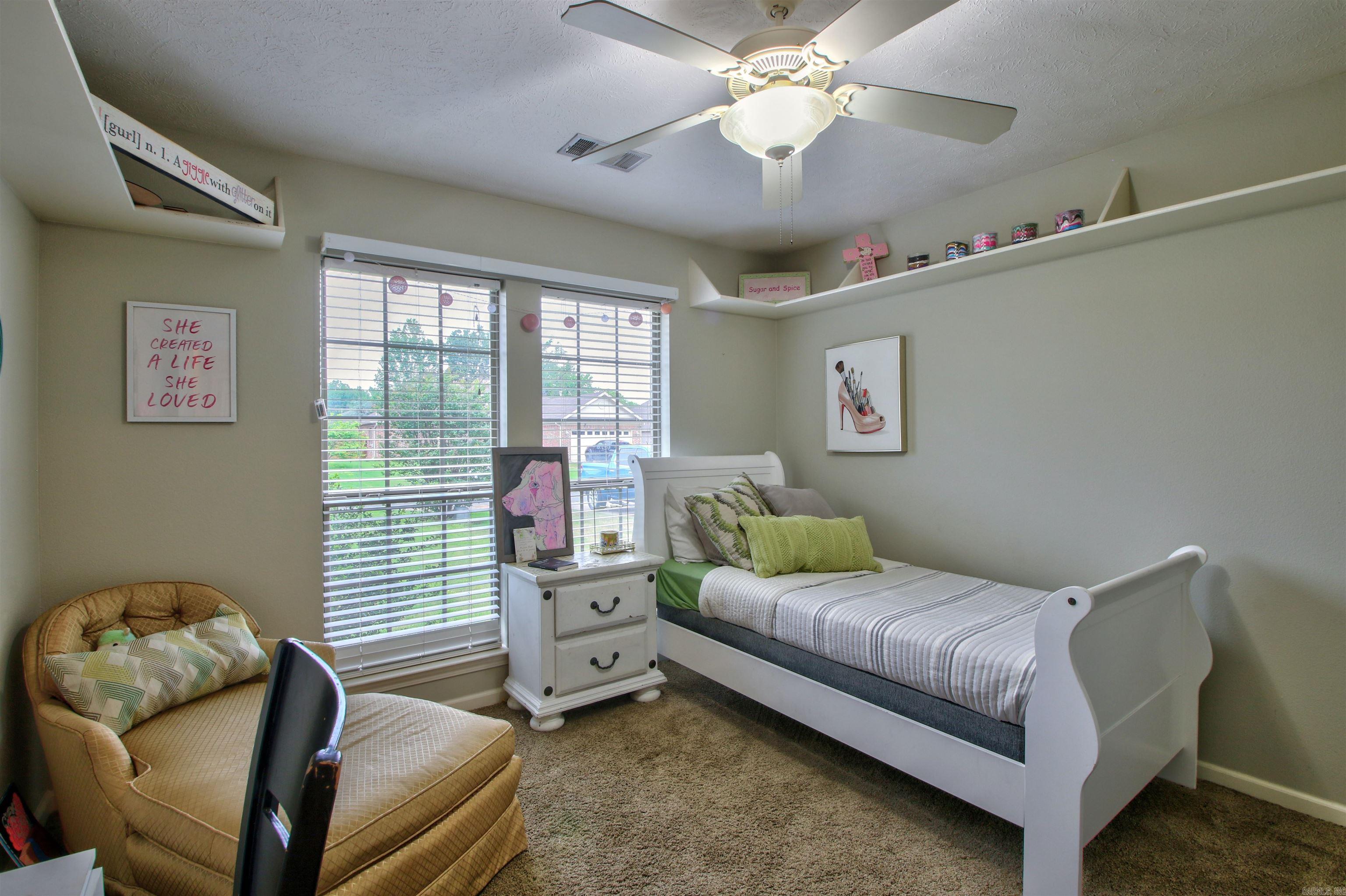 VINEYARD SUB PH I - Residential