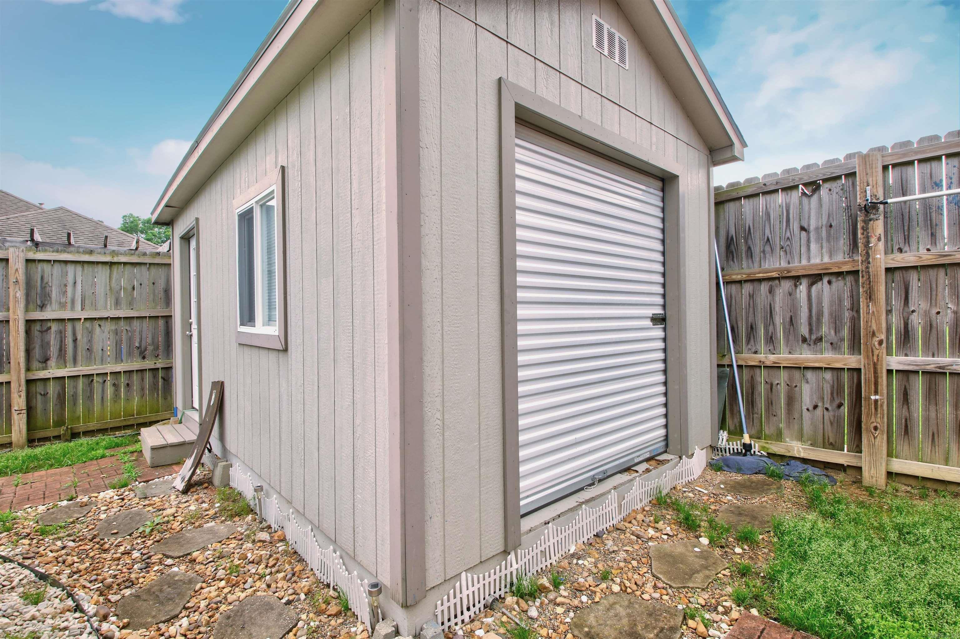 VINEYARD SUB PH I - Residential