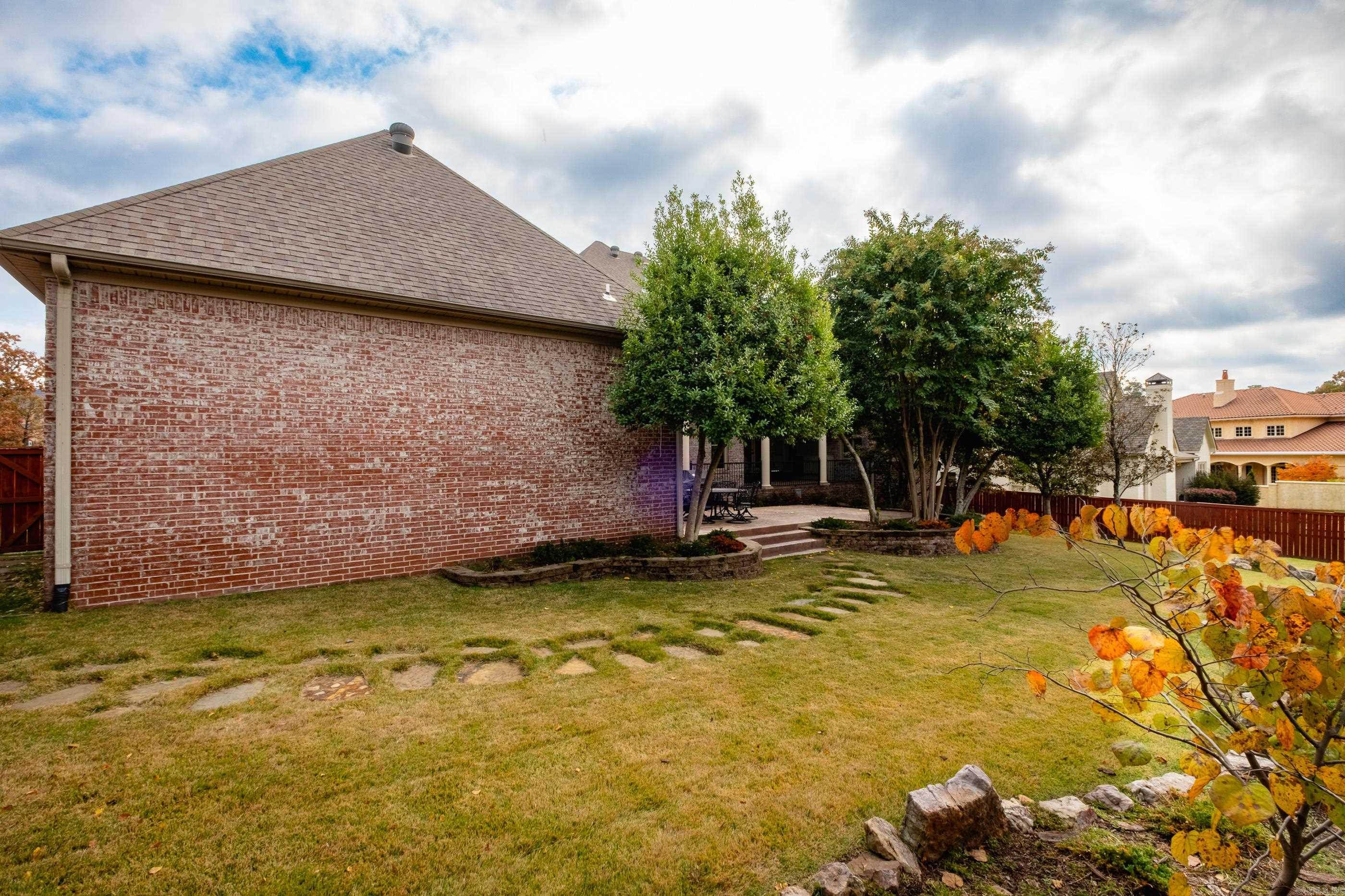 CHENAL VALLEY DEAUVILLE PLACE - Residential