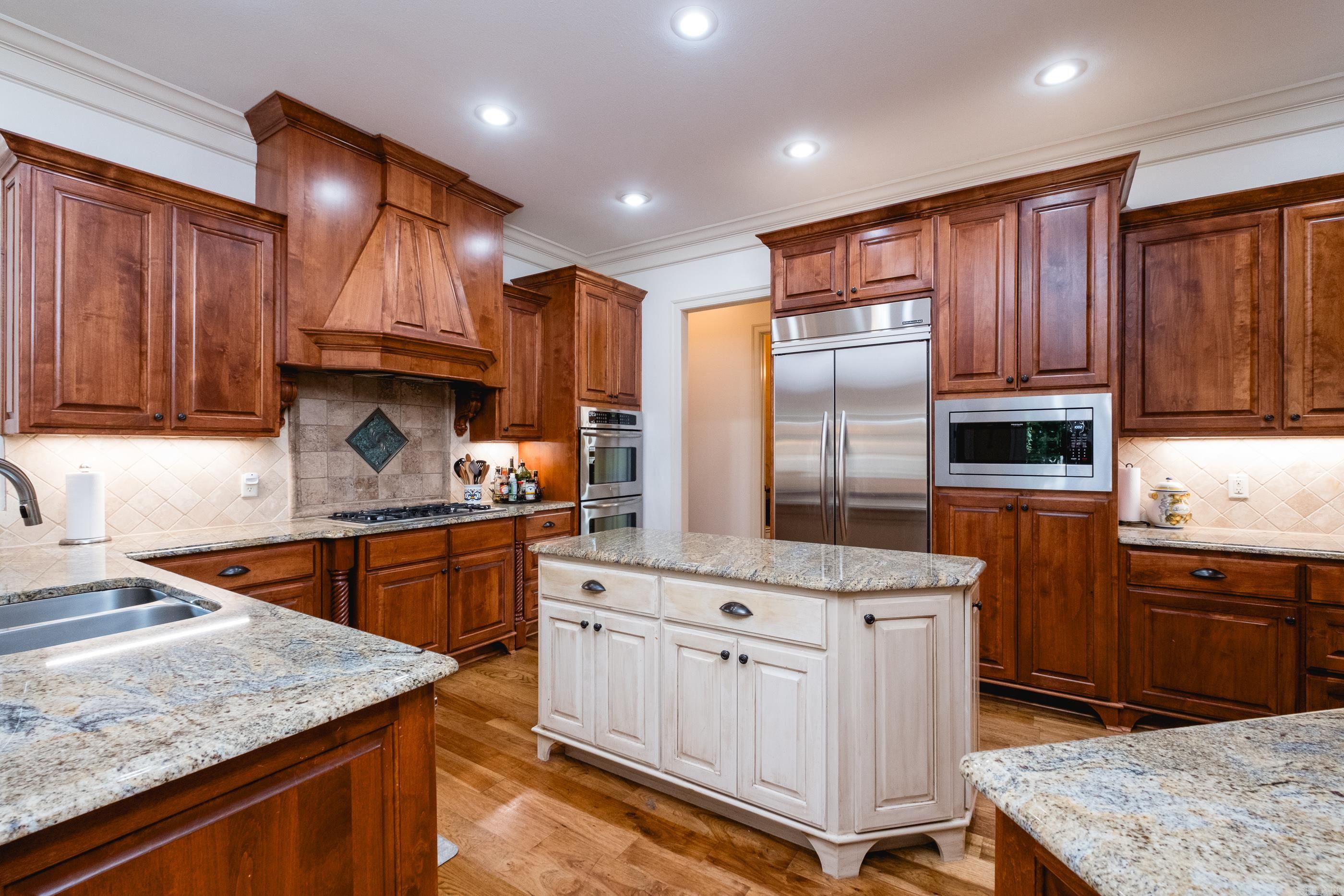 CHENAL VALLEY DEAUVILLE PLACE - Residential