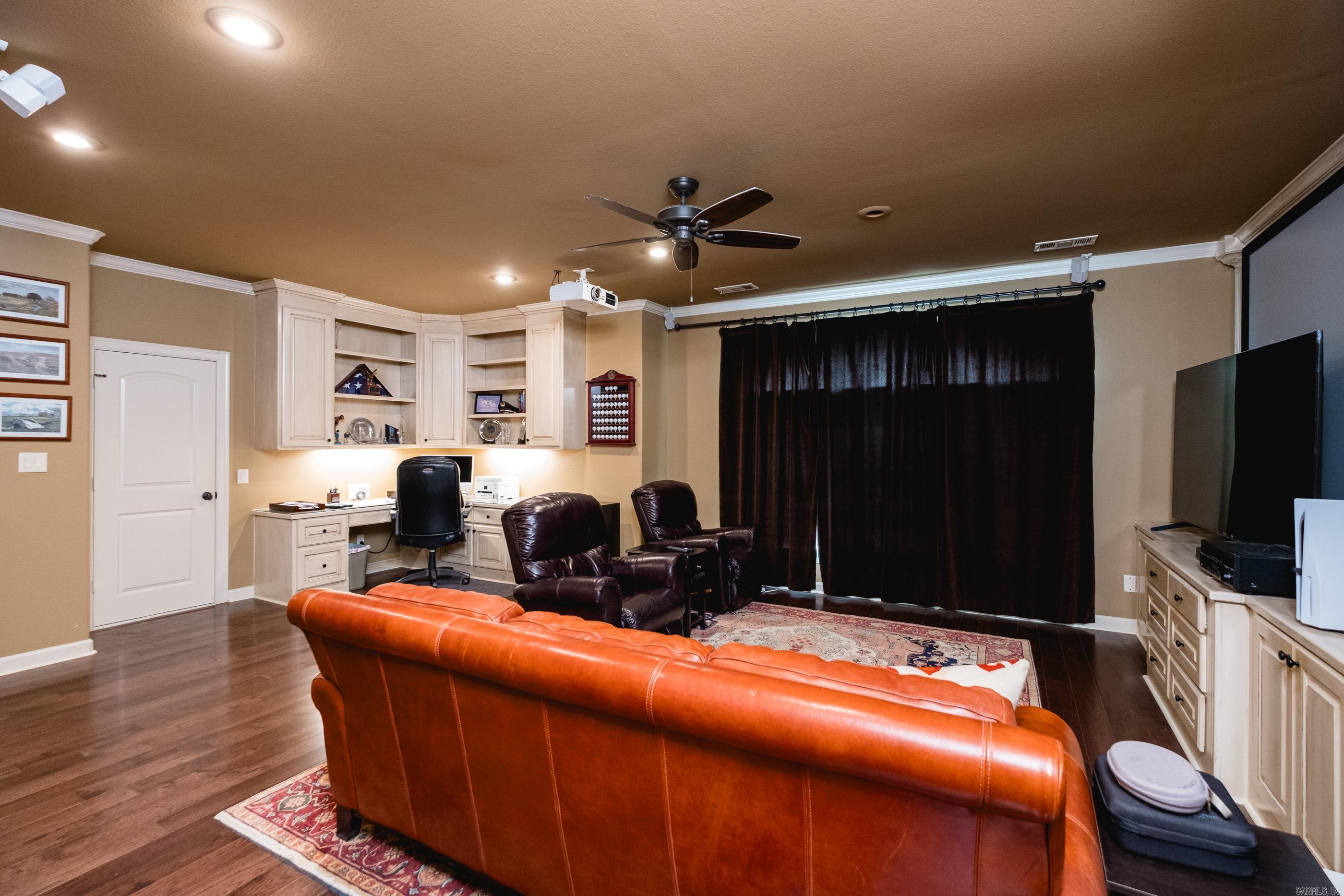 CHENAL VALLEY DEAUVILLE PLACE - Residential