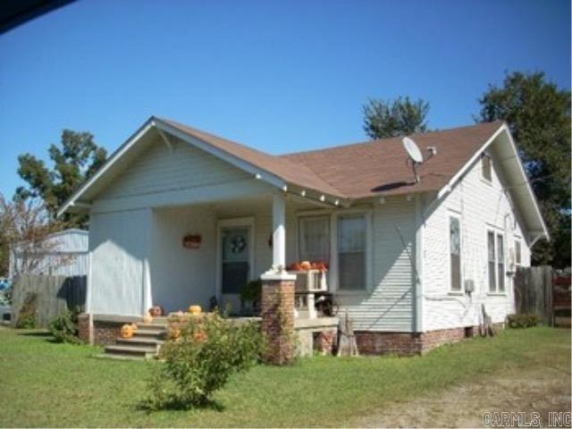 RUSSELL & THOMAS - Residential