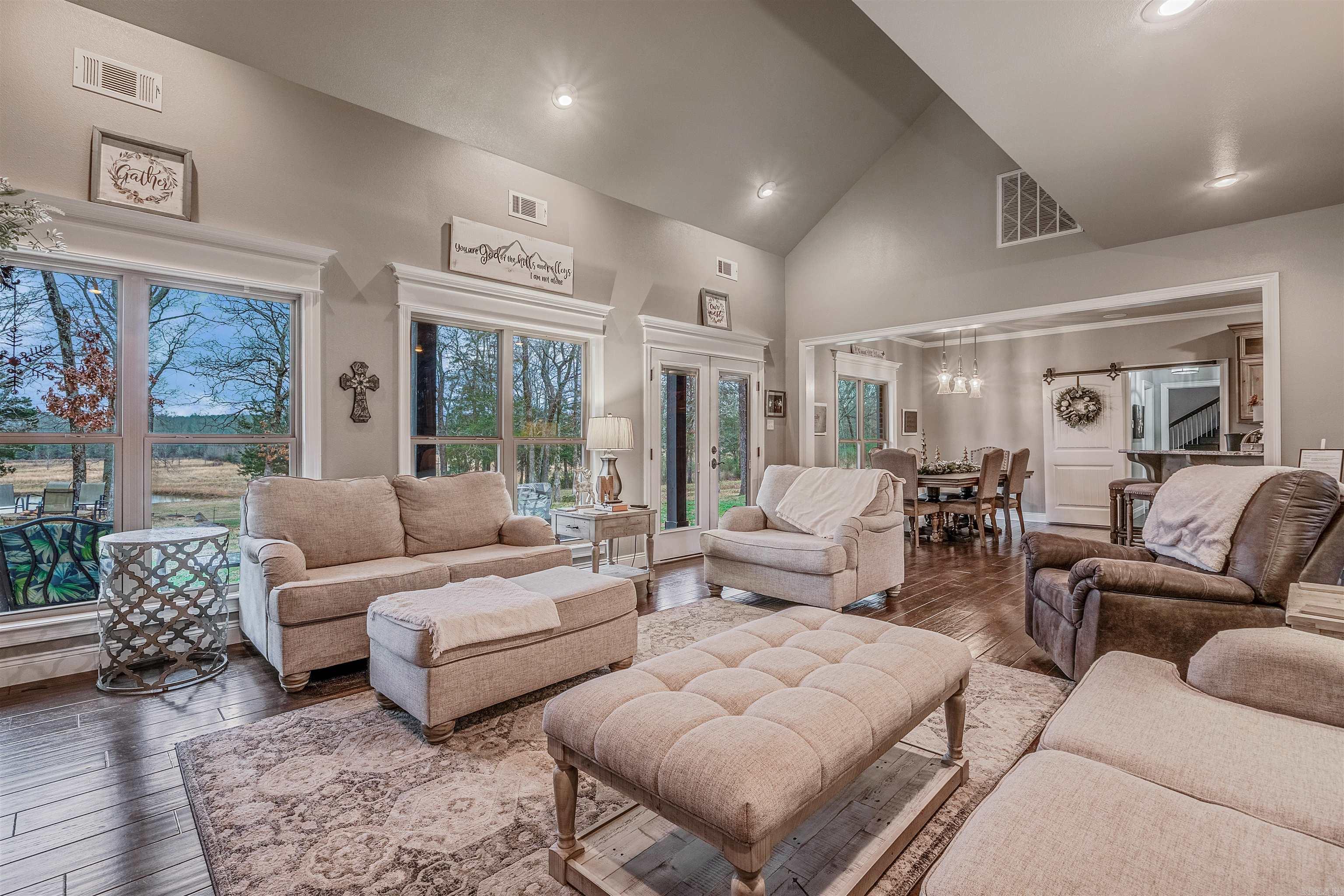 Metes & Bounds - Residential