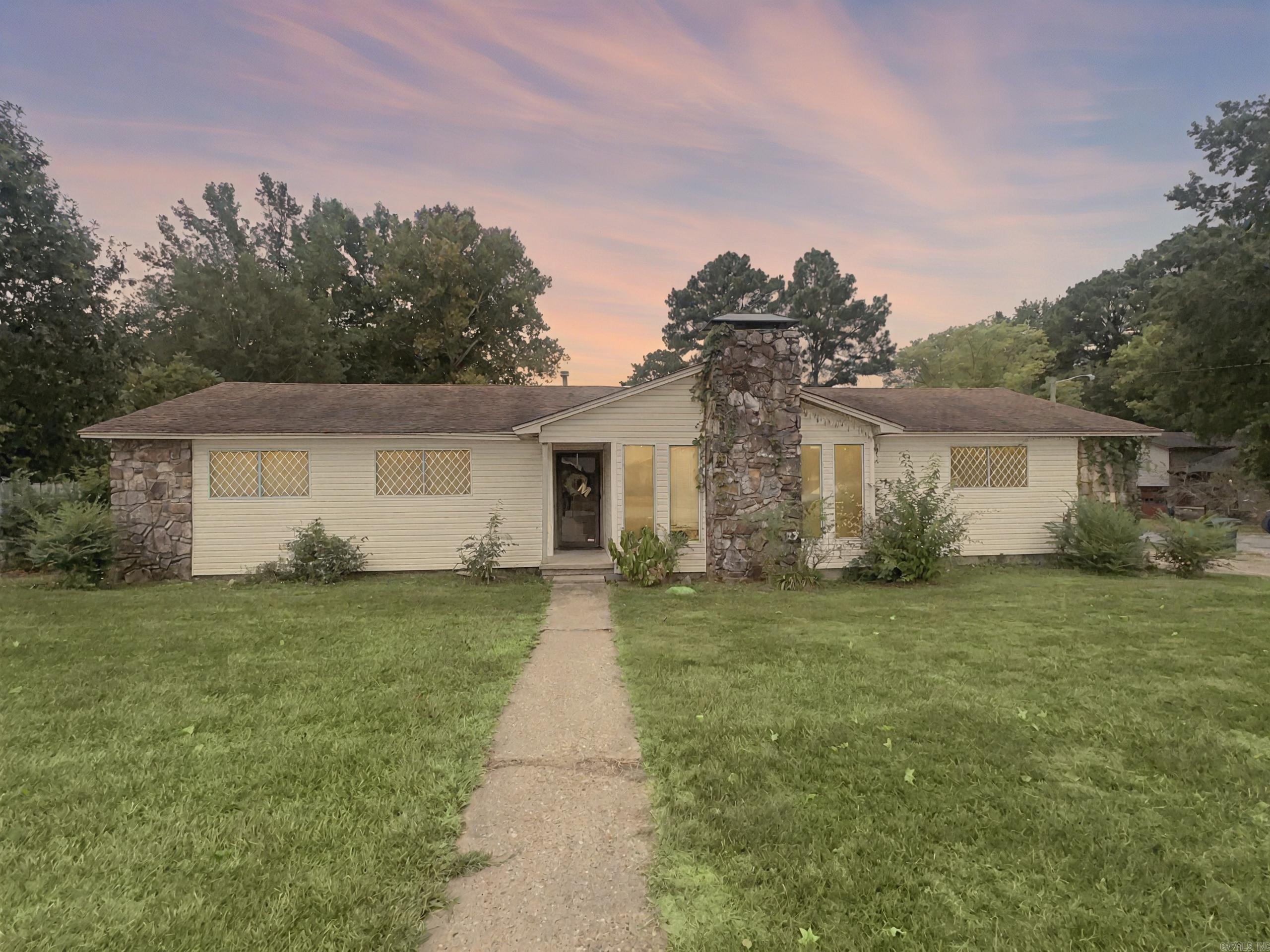 Great investment opportunity in Southwest Little Rock! This 3-bedroom, 2-bath, 1,681 sq ft home is nearly rent-ready and offers excellent potential for investors seeking strong returns. With spacious living areas, a functional floor plan, and recent updates already in place, only minor finishing touches are needed to maximize rental income. Conveniently located near schools, shopping, dining, and major highways, this property is positioned in a high-demand rental market. Whether you’re looking to expand your portfolio or secure your next flip, this home is a solid opportunity you don’t want to miss.
