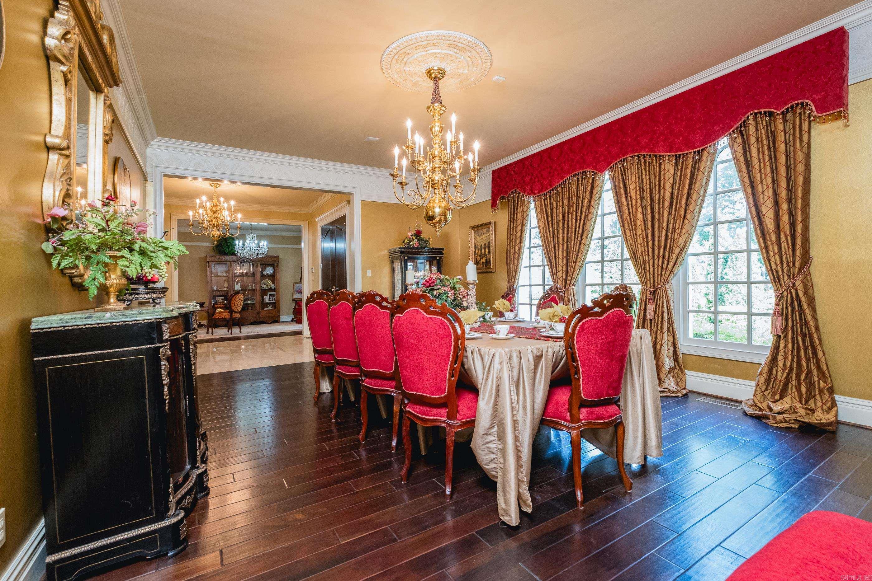 CHENAL VALLEY CHENAL CIRCLE - Residential