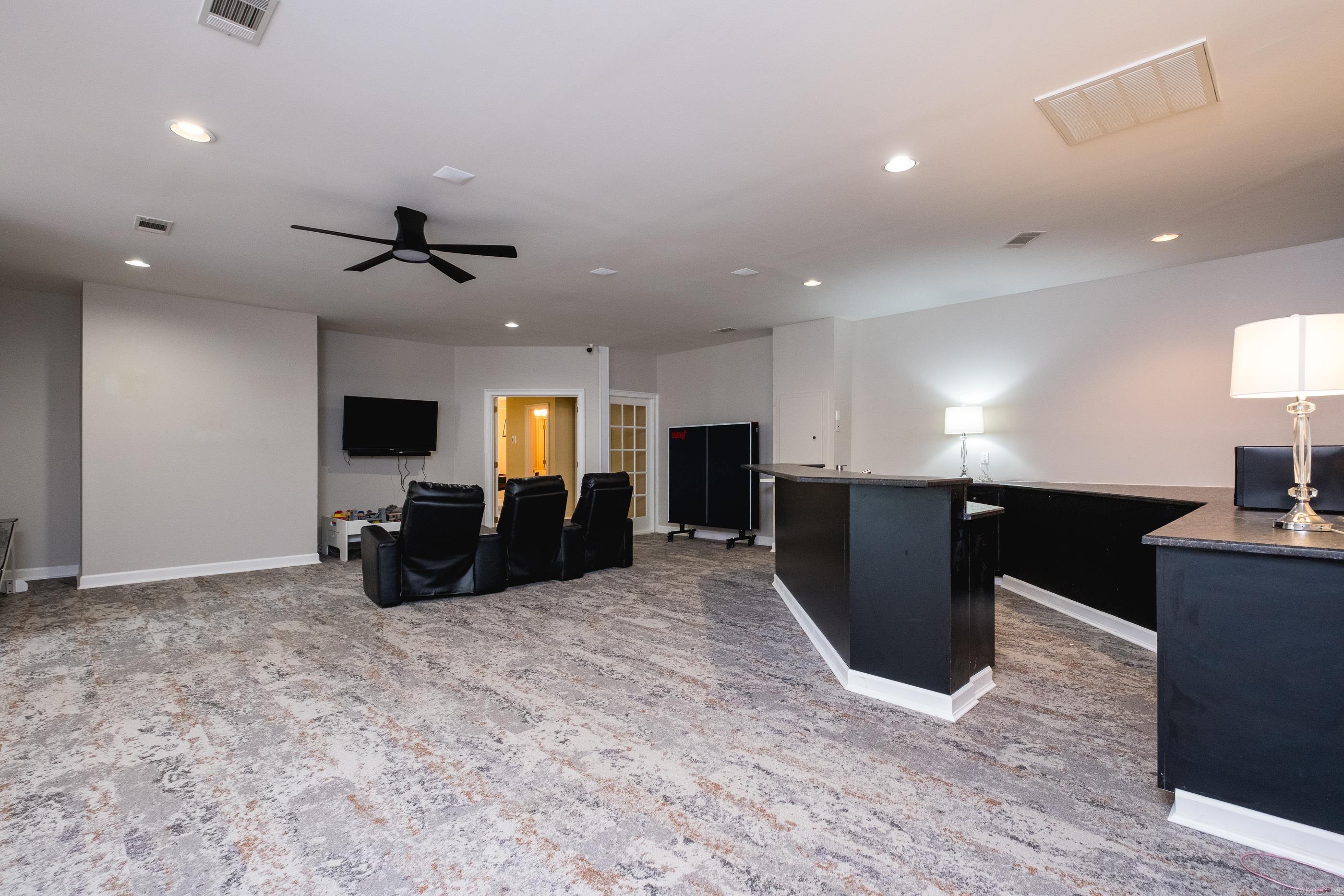 CHENAL VALLEY CHENAL CIRCLE - Residential