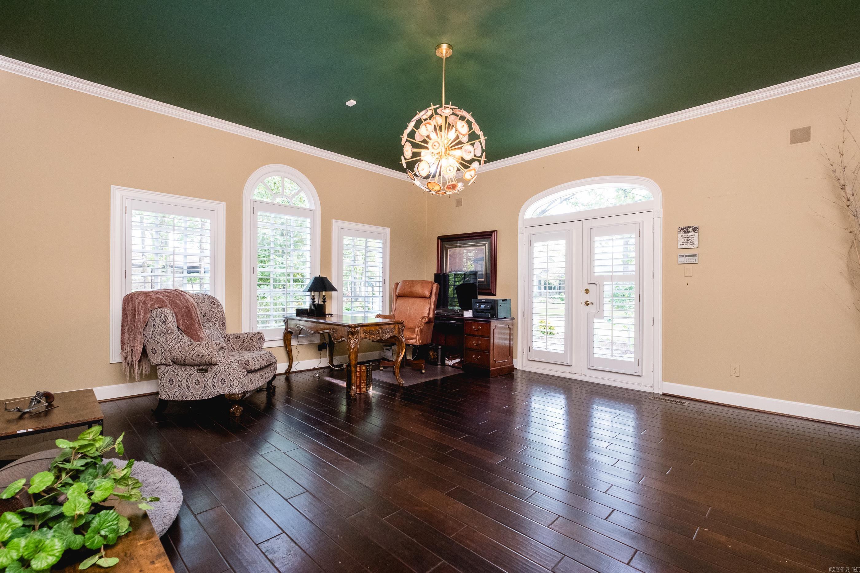 CHENAL VALLEY CHENAL CIRCLE - Residential