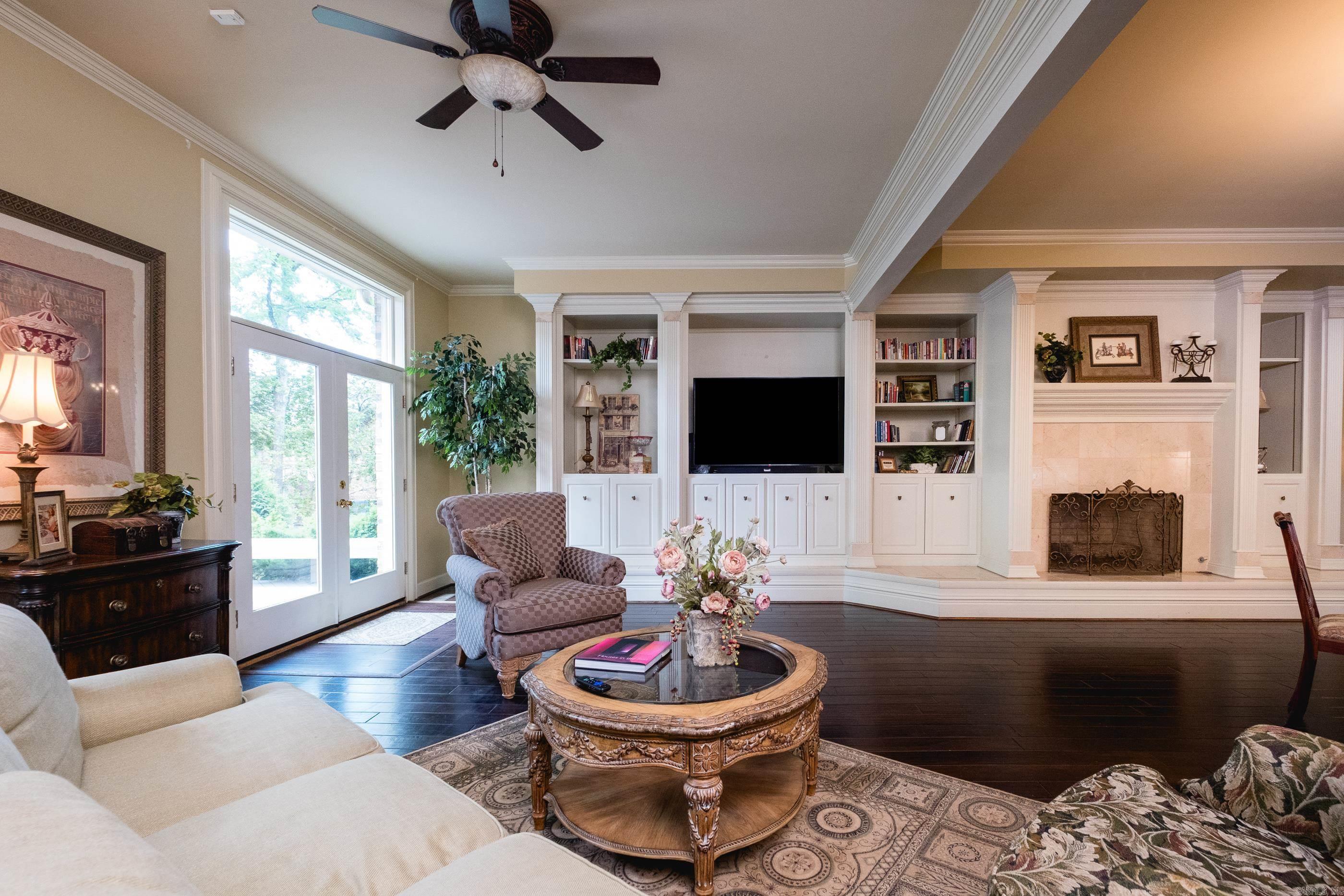 CHENAL VALLEY CHENAL CIRCLE - Residential