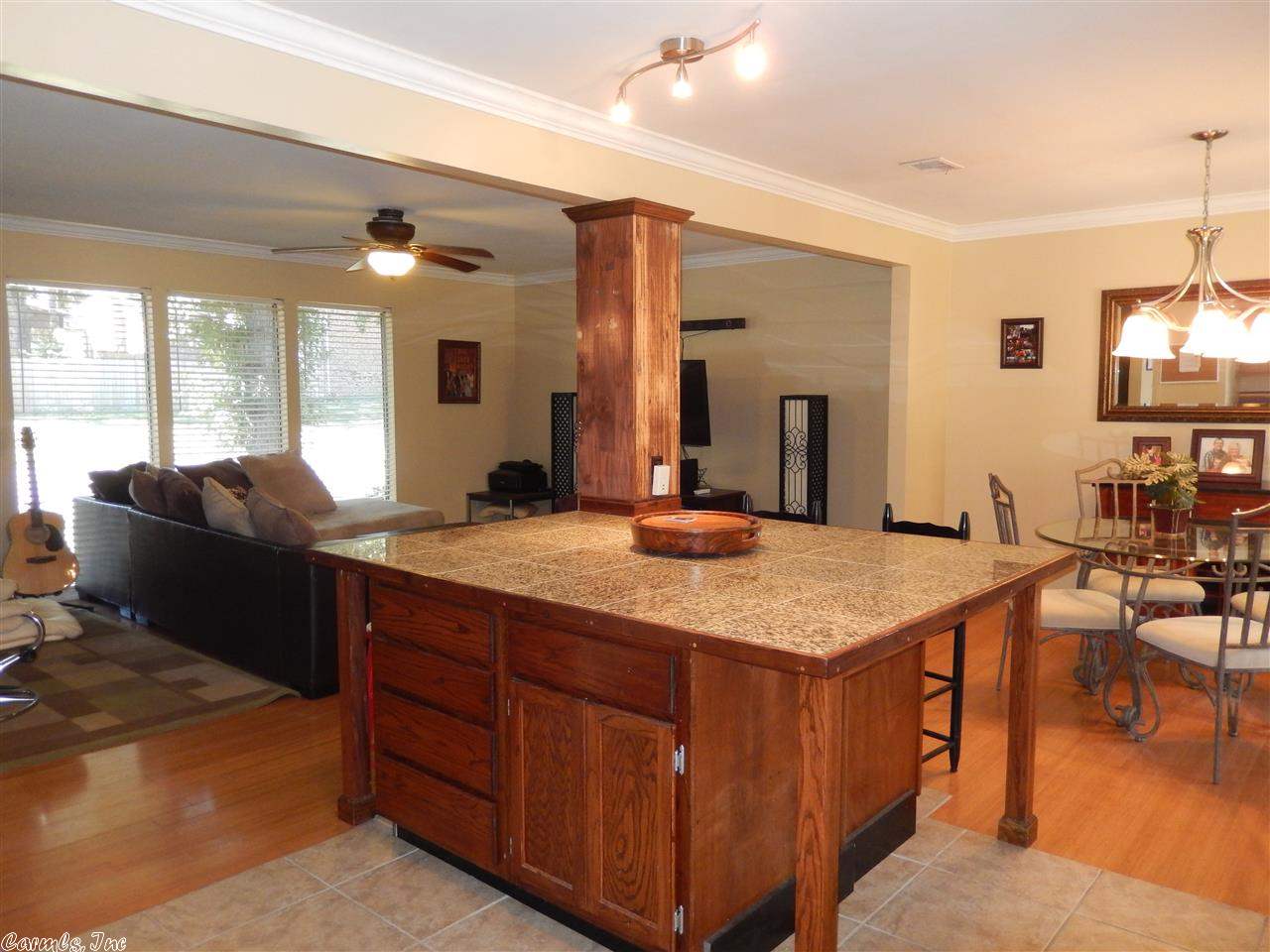 INDIAN HILLS - Residential