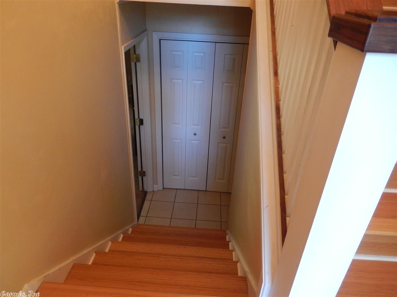 INDIAN HILLS - Residential