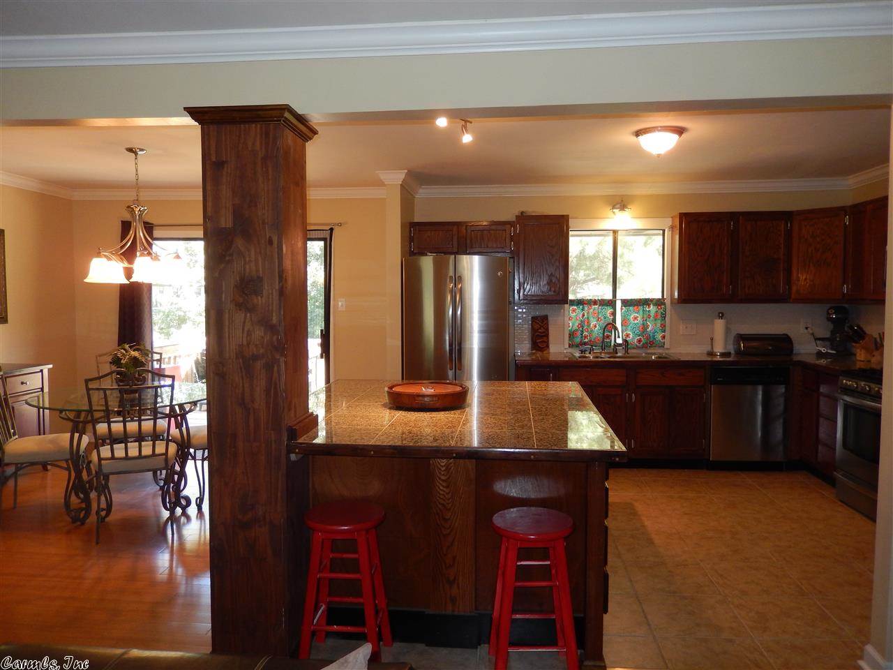 INDIAN HILLS - Residential