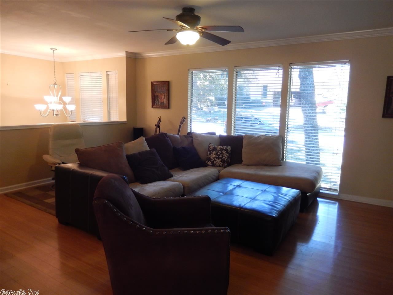 INDIAN HILLS - Residential