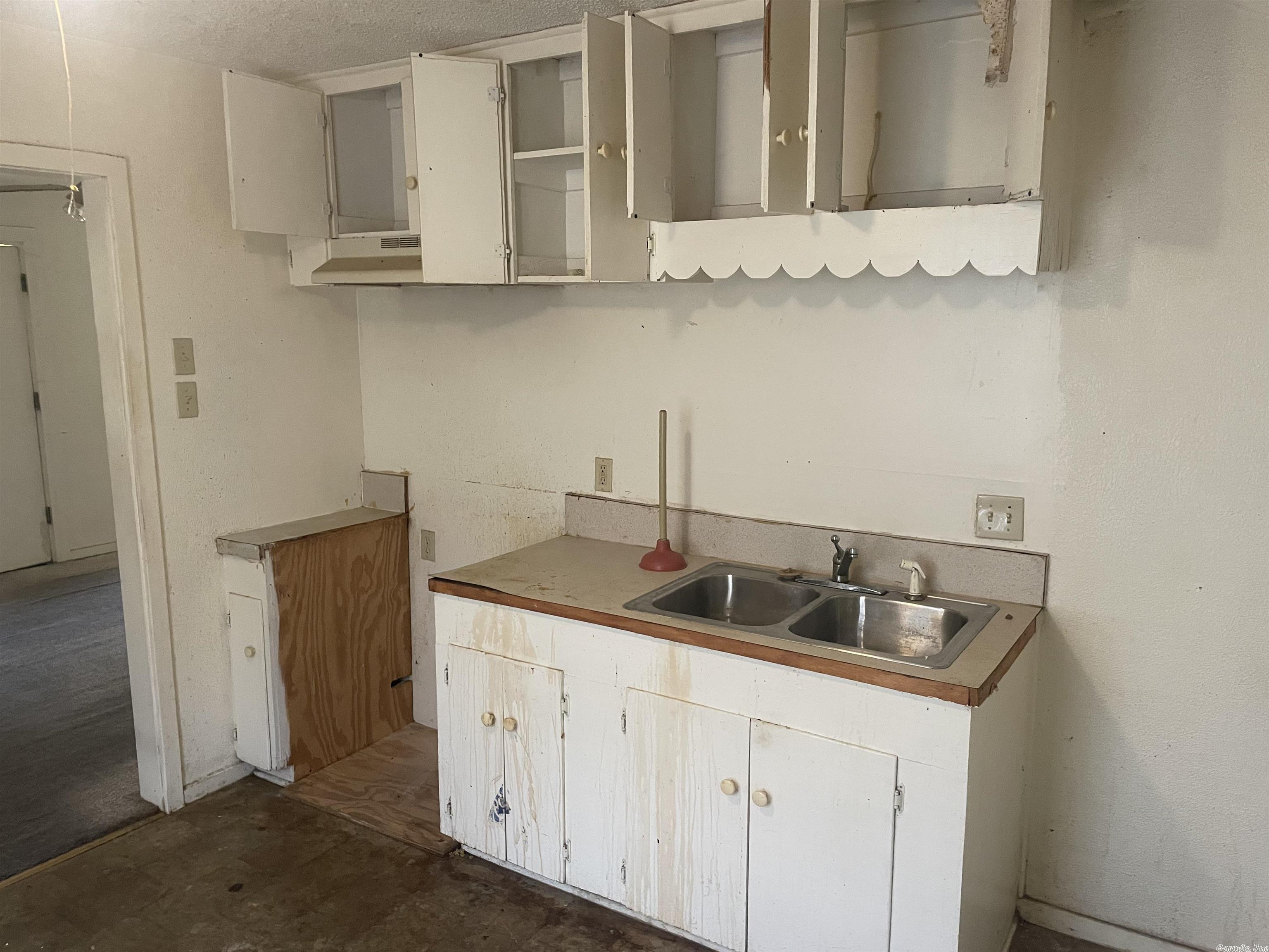 SUNNYSIDE HILLS ADDN TO JACK - Residential