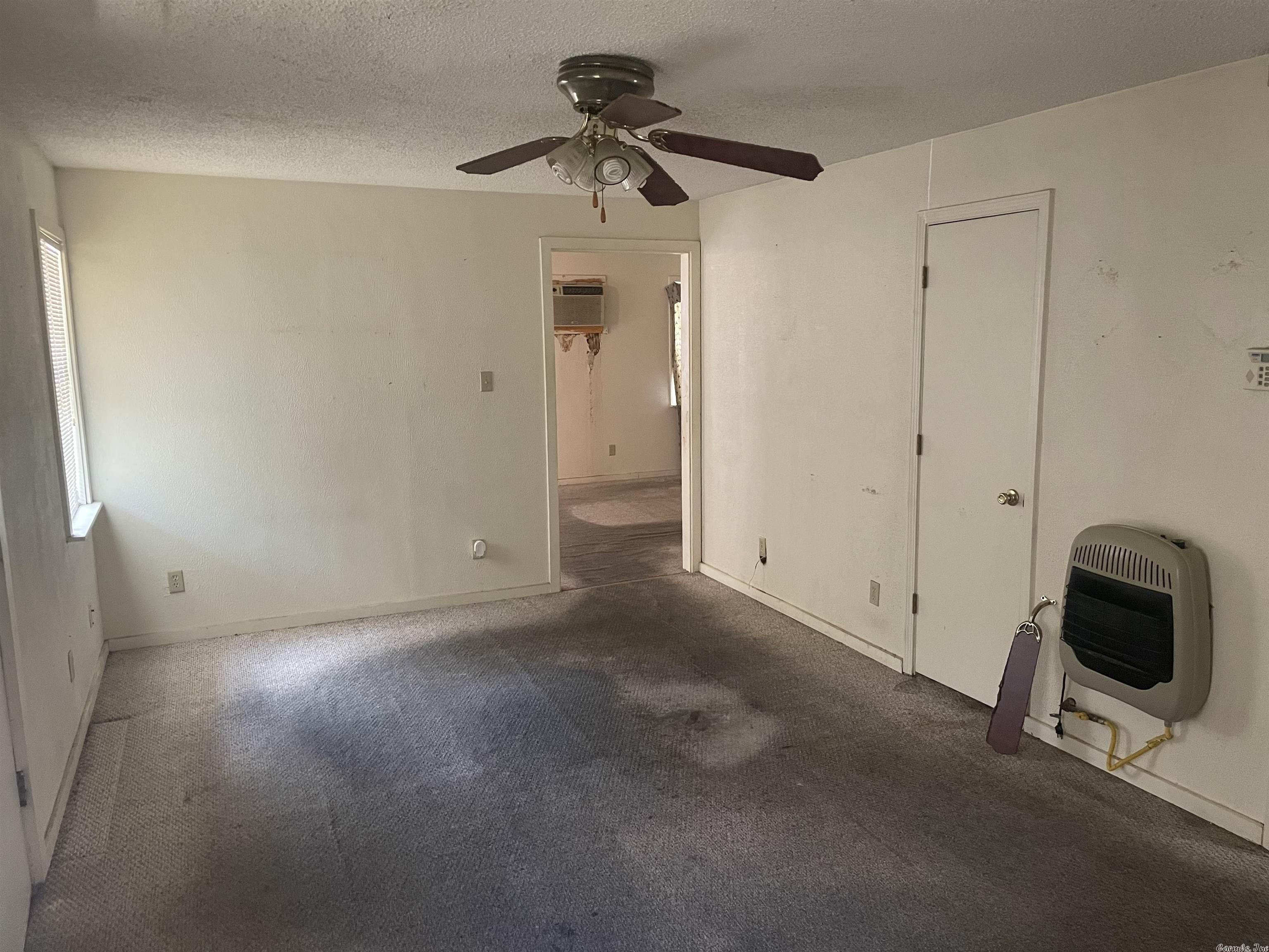 SUNNYSIDE HILLS ADDN TO JACK - Residential