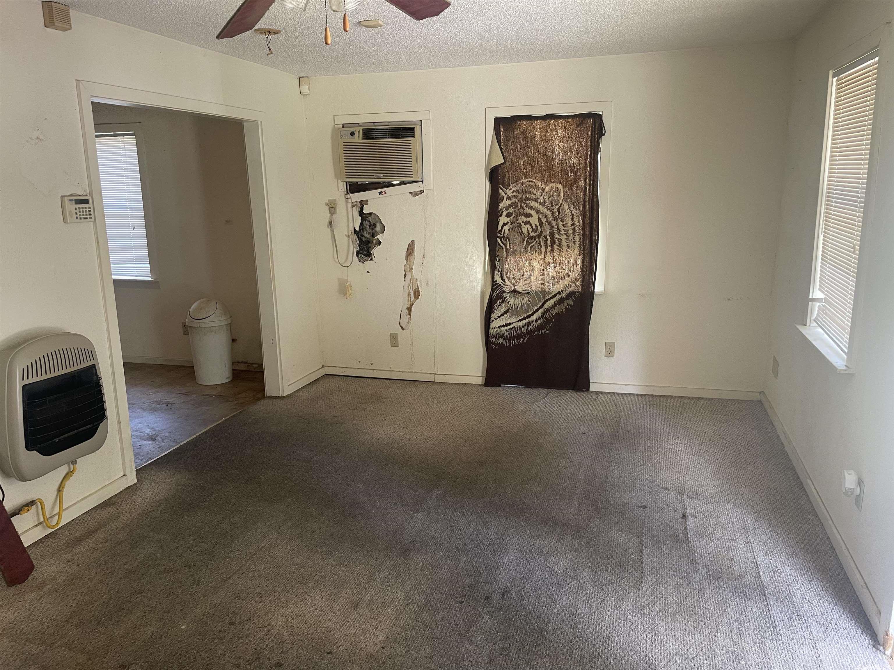 SUNNYSIDE HILLS ADDN TO JACK - Residential