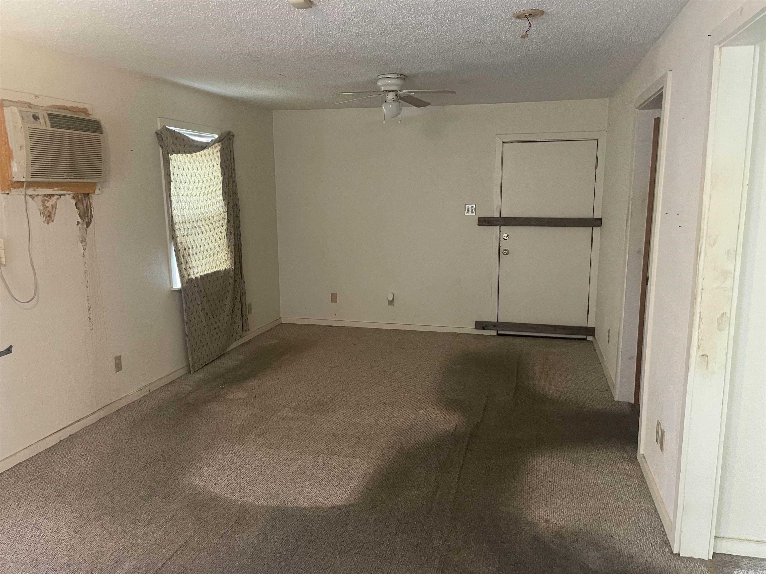 SUNNYSIDE HILLS ADDN TO JACK - Residential