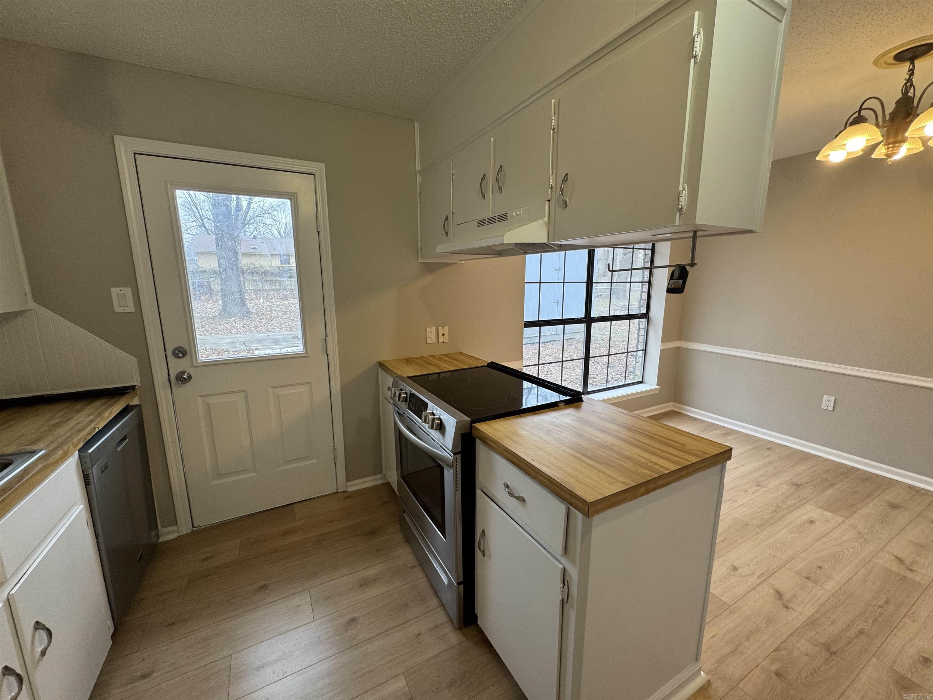 Meadowlark - Residential Lease