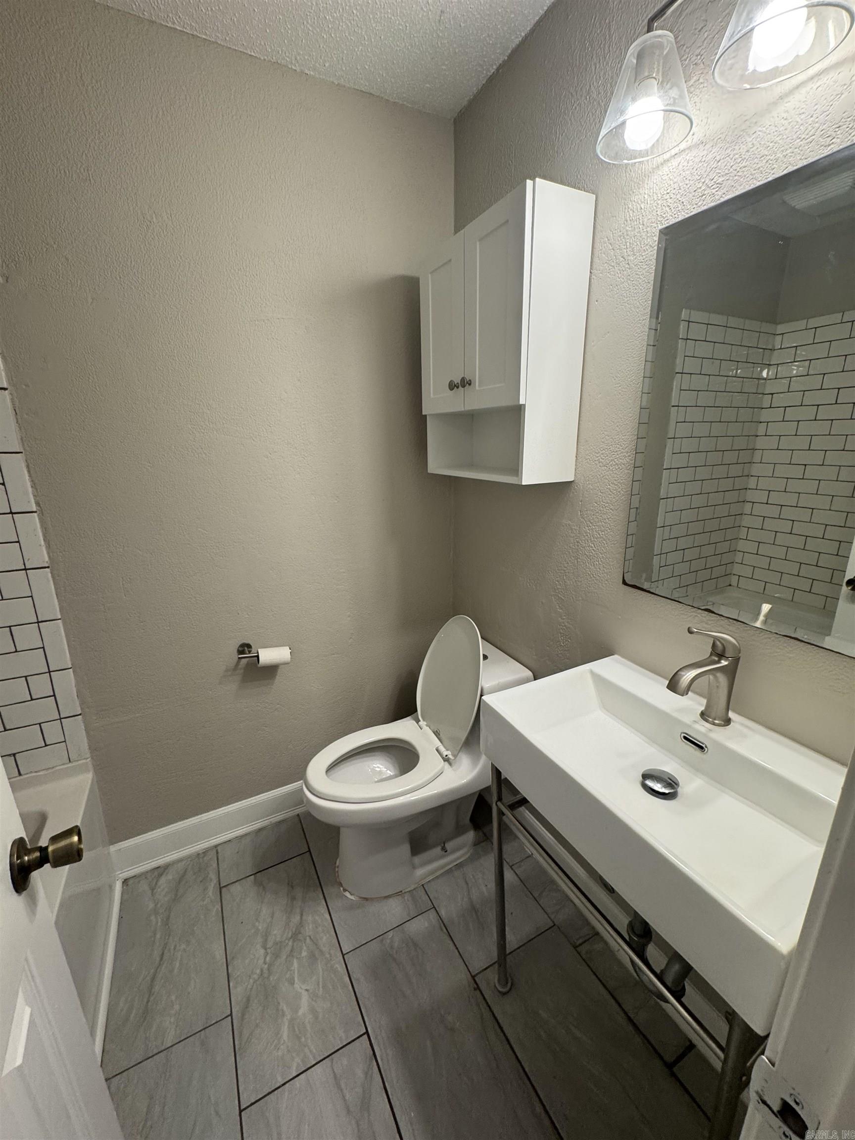 Meadowlark - Residential Lease