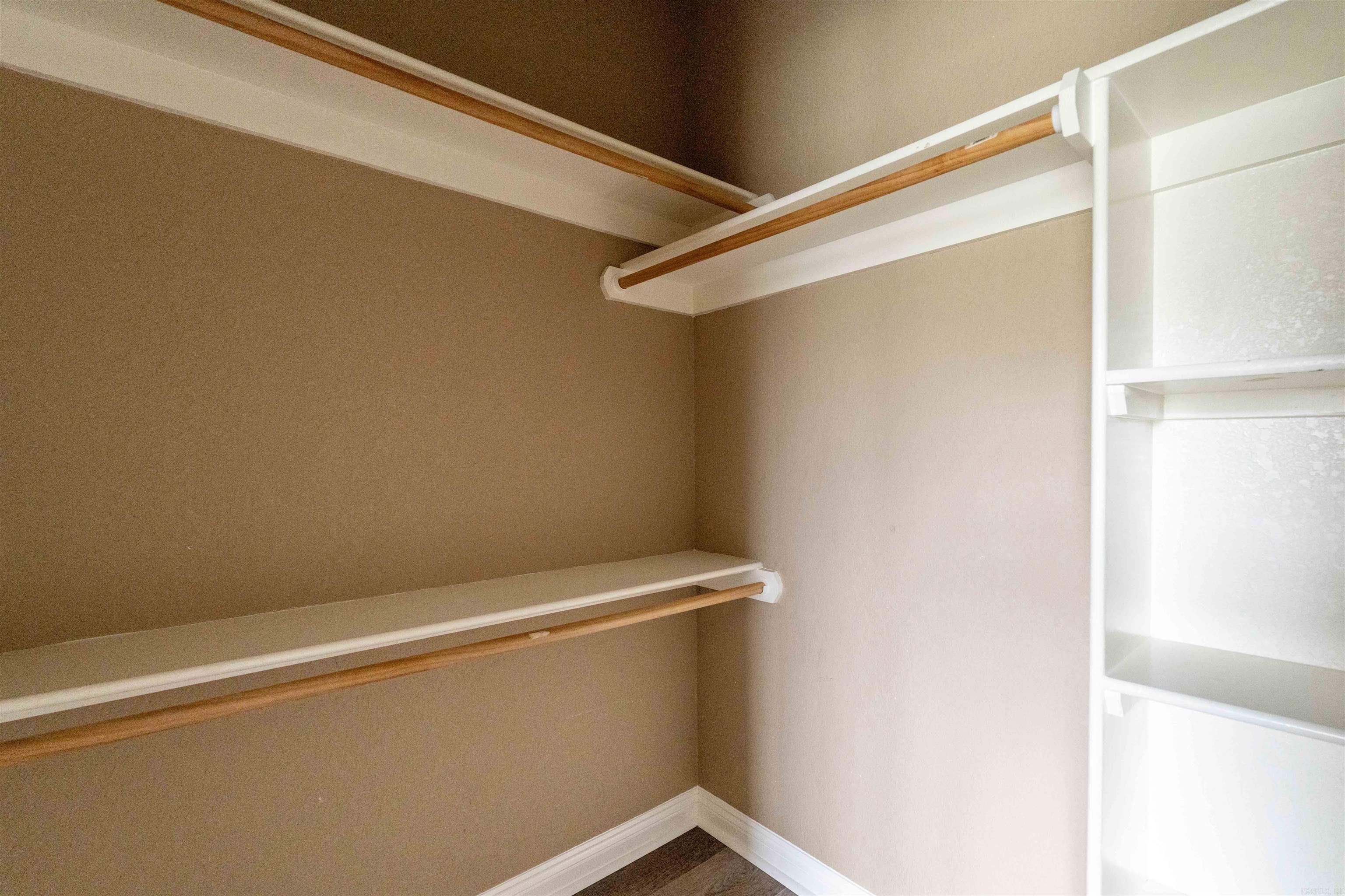 KROOKED KREEK - Residential