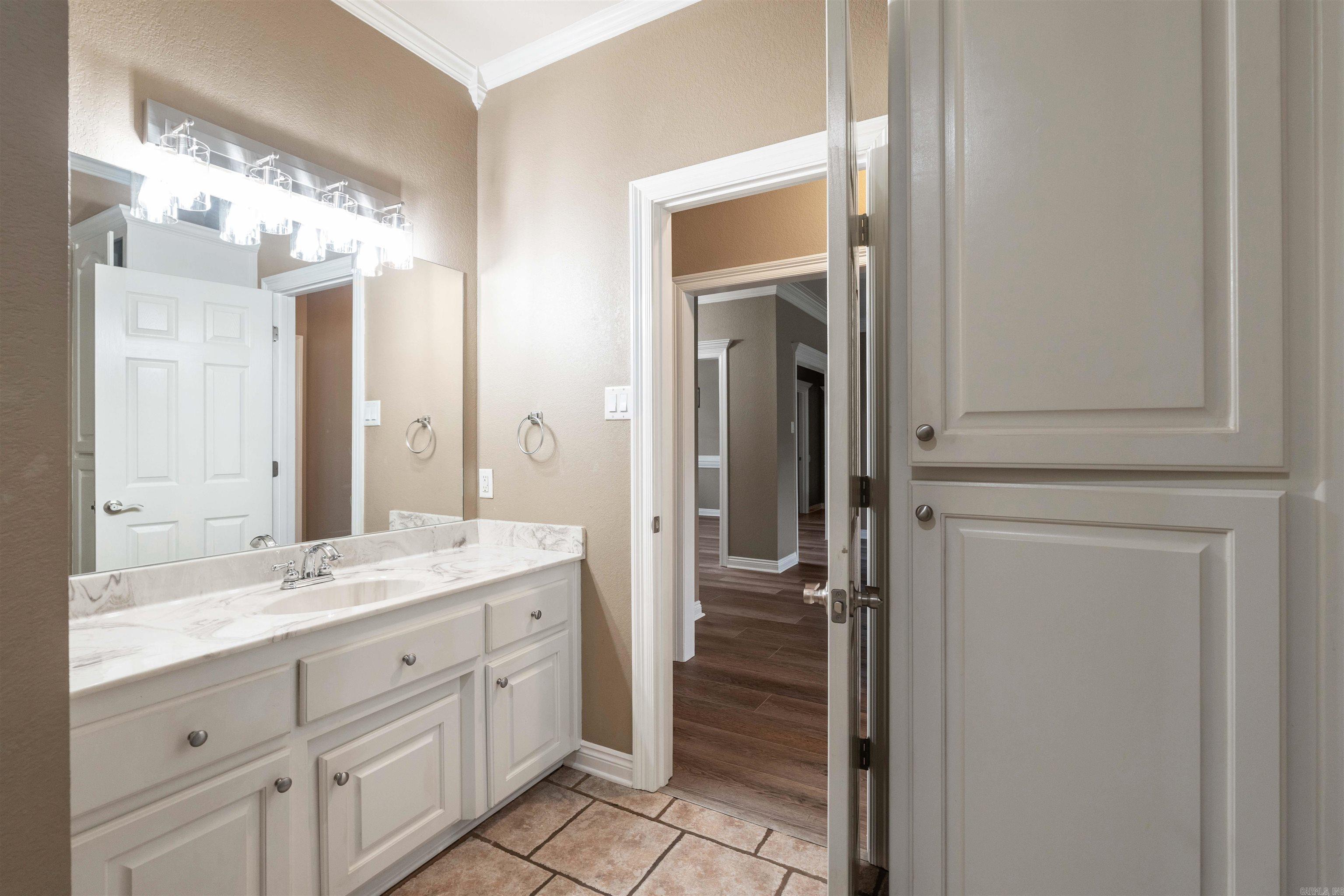 KROOKED KREEK - Residential