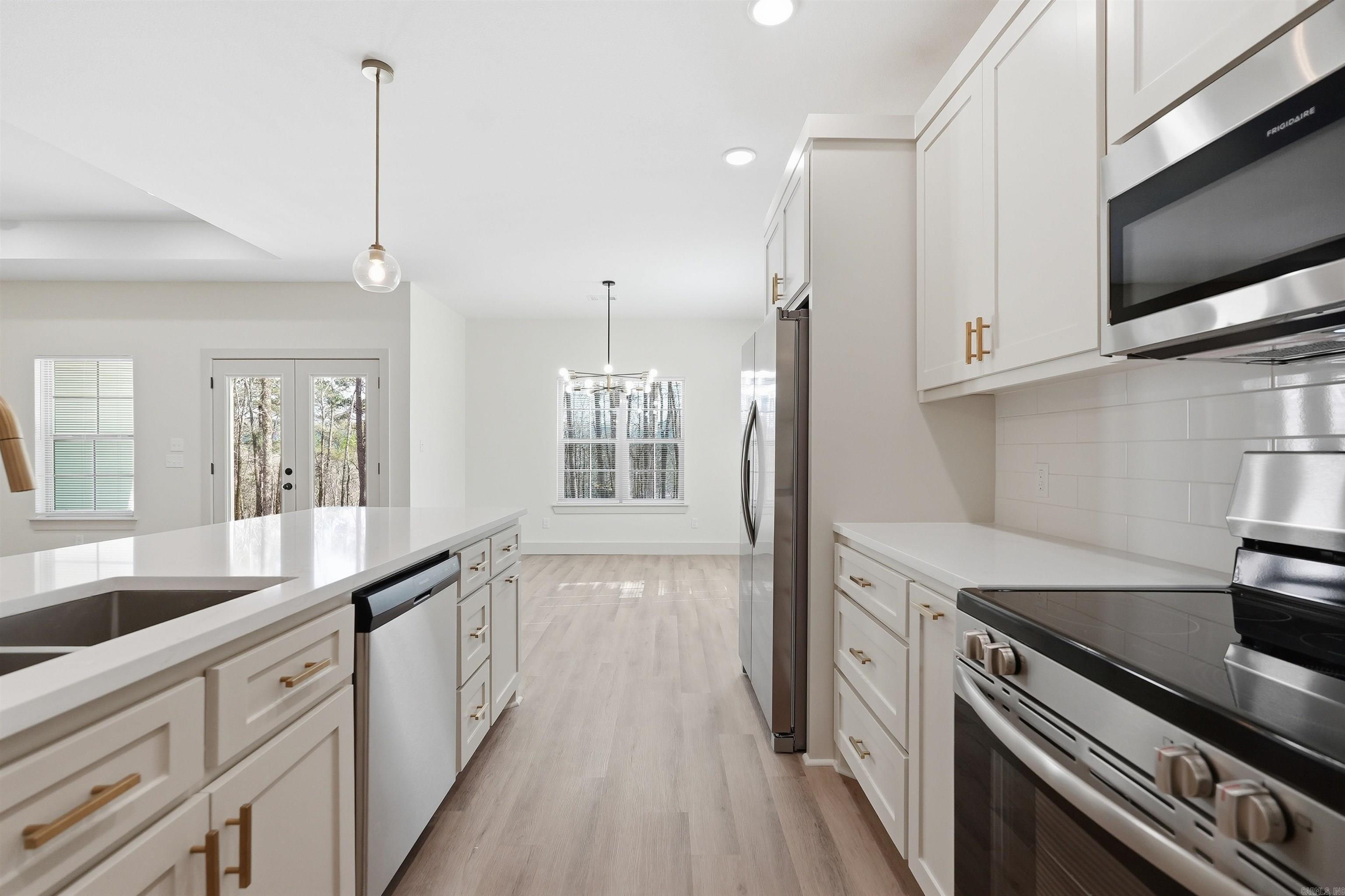 DIAMONDHEAD - Residential