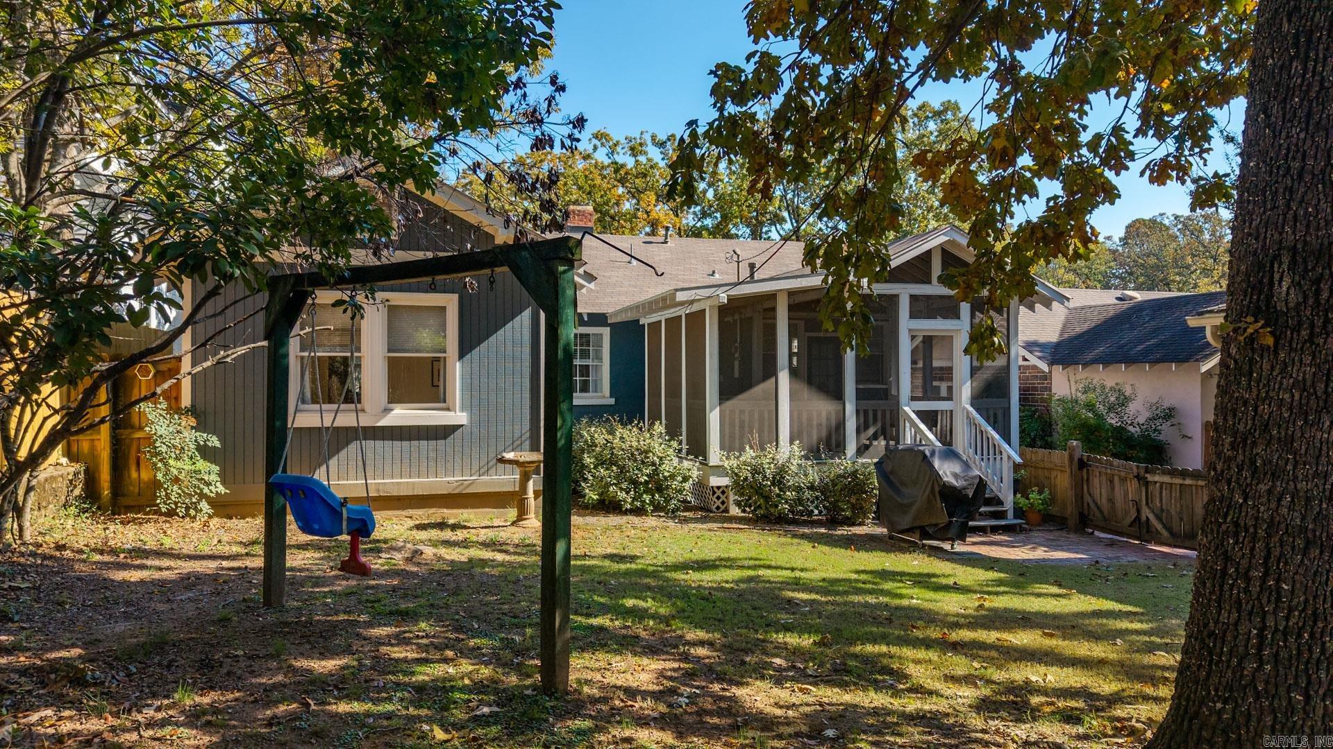 HOLLENBERG - Residential