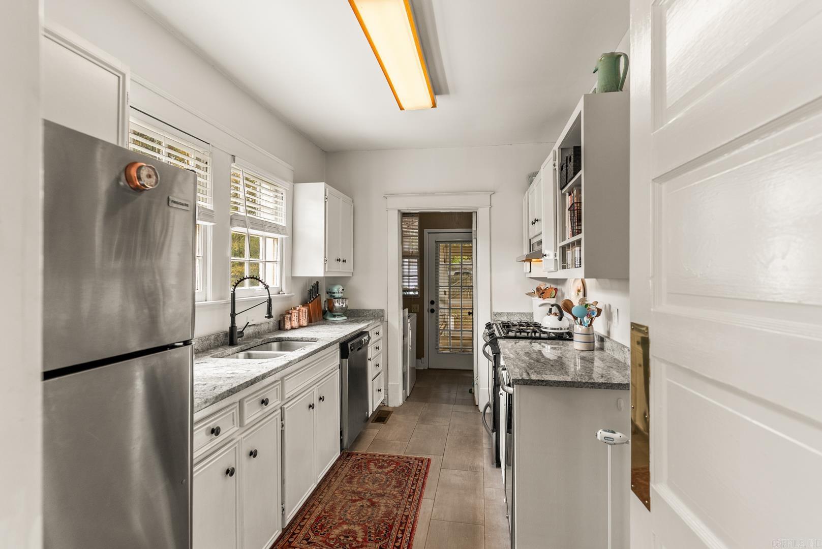 HOLLENBERG - Residential