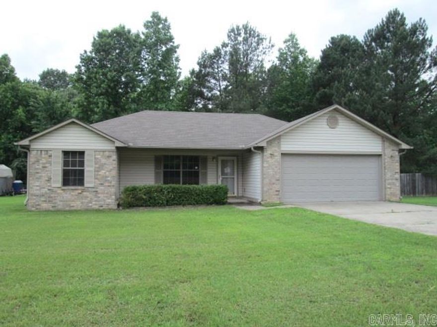 Pearl Stone Subdivision. Nice brick home with three bedrooms and two baths. Hardwood floor through most of the home. Kitchen/dining room combination iwth tile floors. Wonderful first time home. Call today for details."Seller does not pay customary closing costs: including title policy, escrow fees, survey or transfer fees. Proof of funds required on cash transactions ; Lender Pre-Approval letter for financed offers (dated within last 30 days)." Seller is “Secretary of Veterans Affairs”.