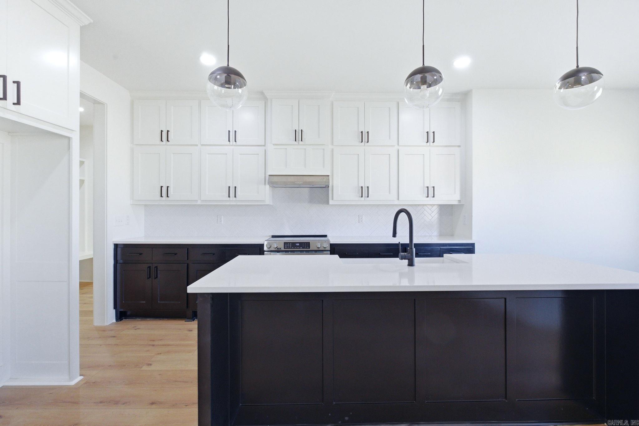 HIDDEN VALLEY ESTATES - Residential