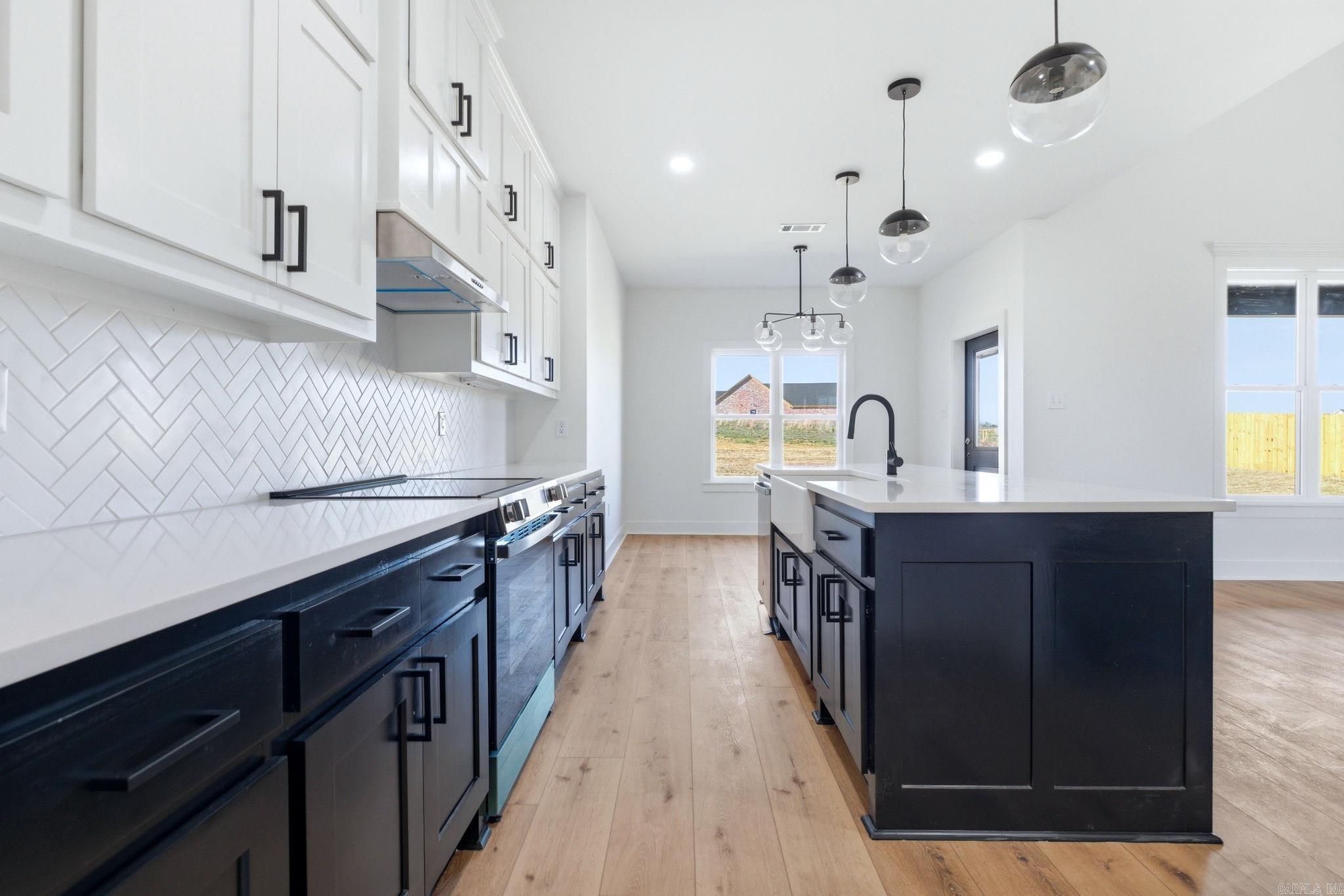 HIDDEN VALLEY ESTATES - Residential