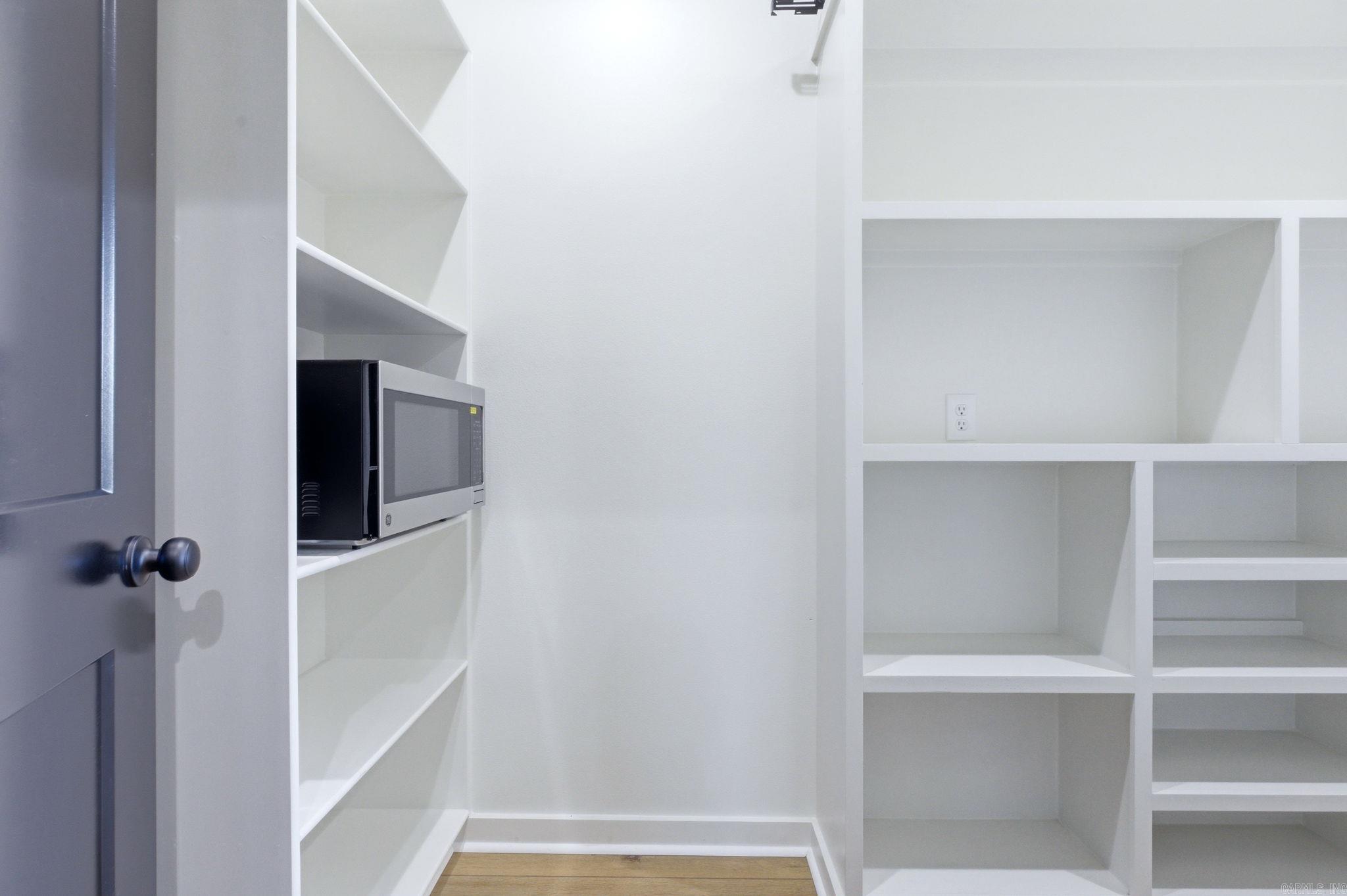 HIDDEN VALLEY ESTATES - Residential